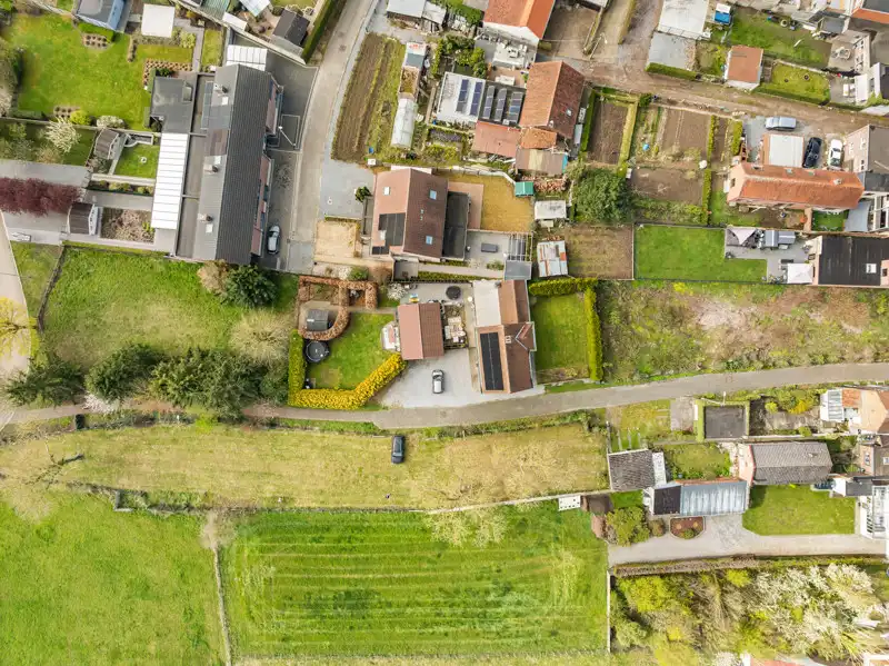 Uniek gelegen gezinswoning met bijgebouw op 8are foto 30