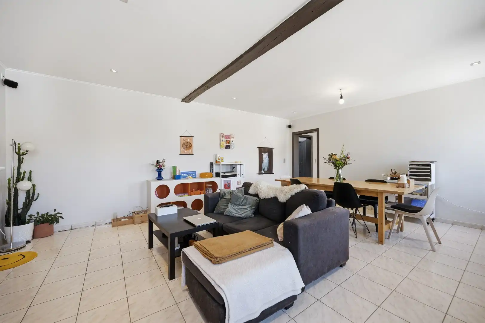 Ruime instapklare duplex met 3 slpks en praktijk- / hobbyruimte van 55m² foto 10