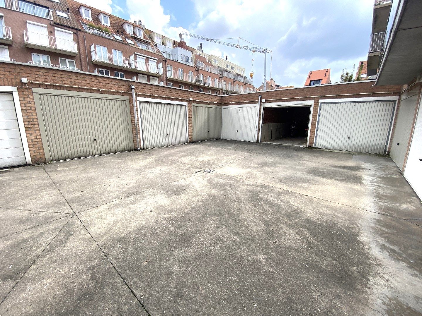 Goed toegankelijke garagebox foto 1