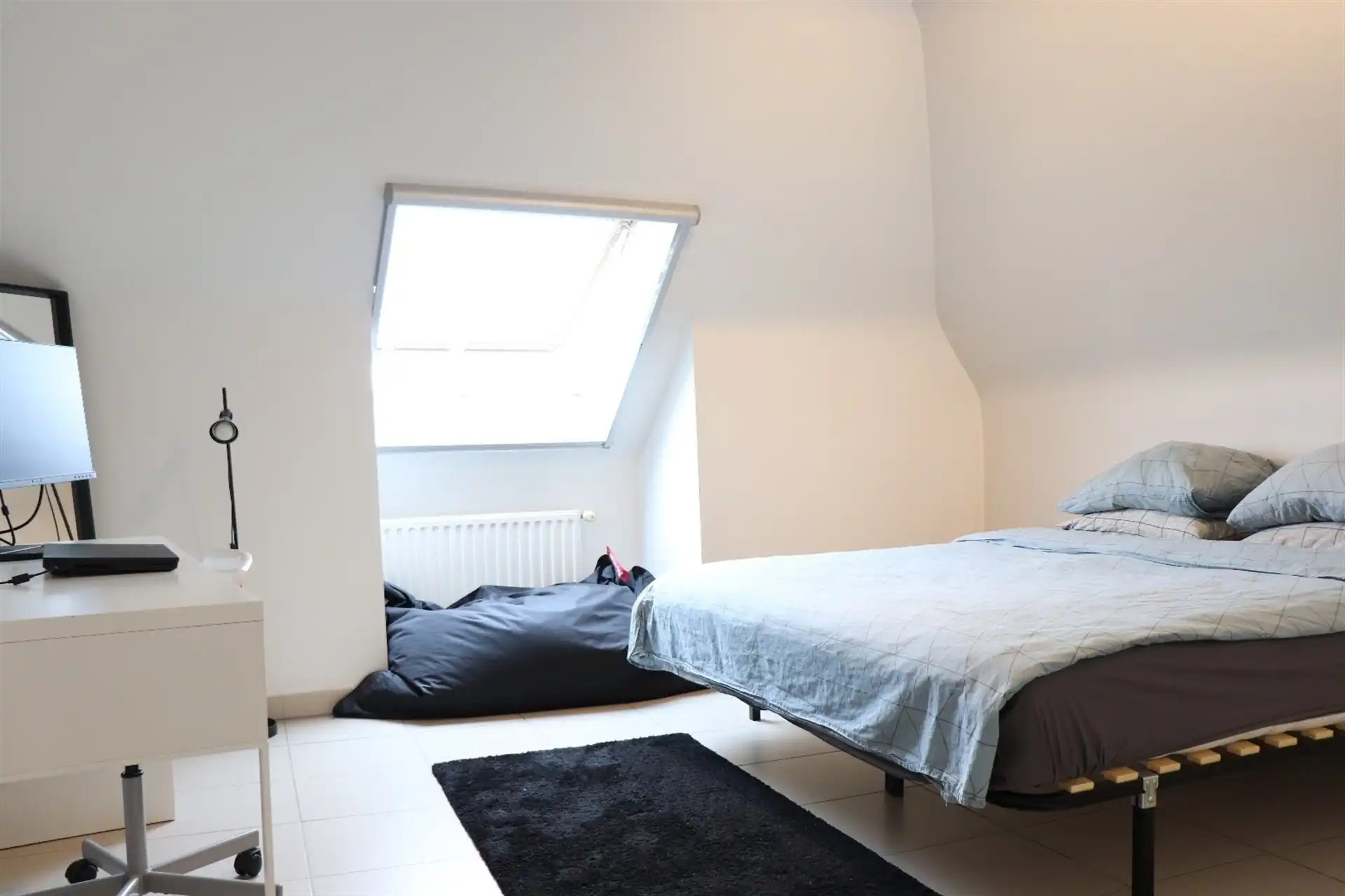 Centraal gelegen appartement (128m²) met 1 slaapkamer en een bijkamer foto 9