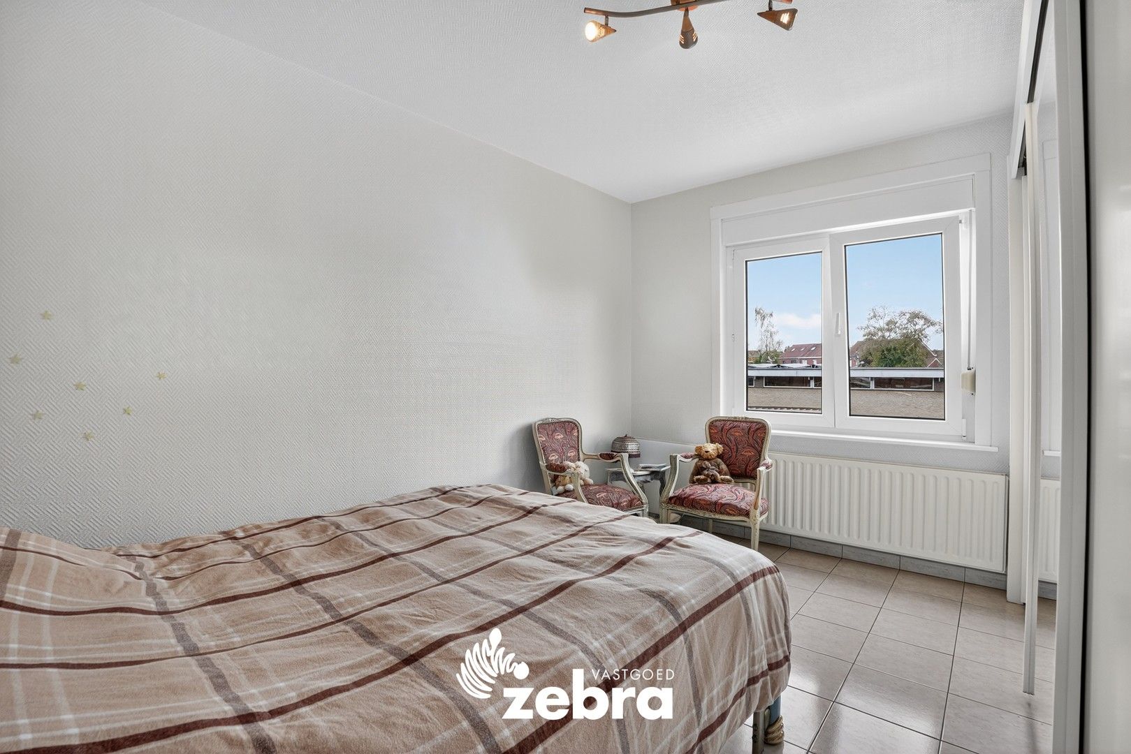 Instapklare woning met 3 slaapkamers en uitweg te Roeselare! foto 16