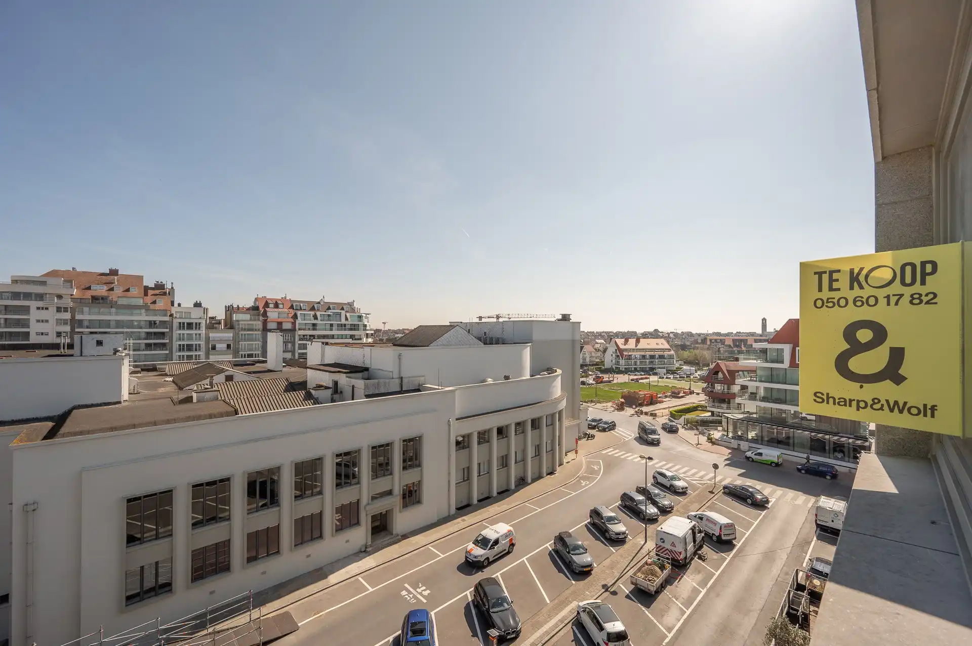 Perfect ingerichte studio met zijdelings zeezicht foto 9