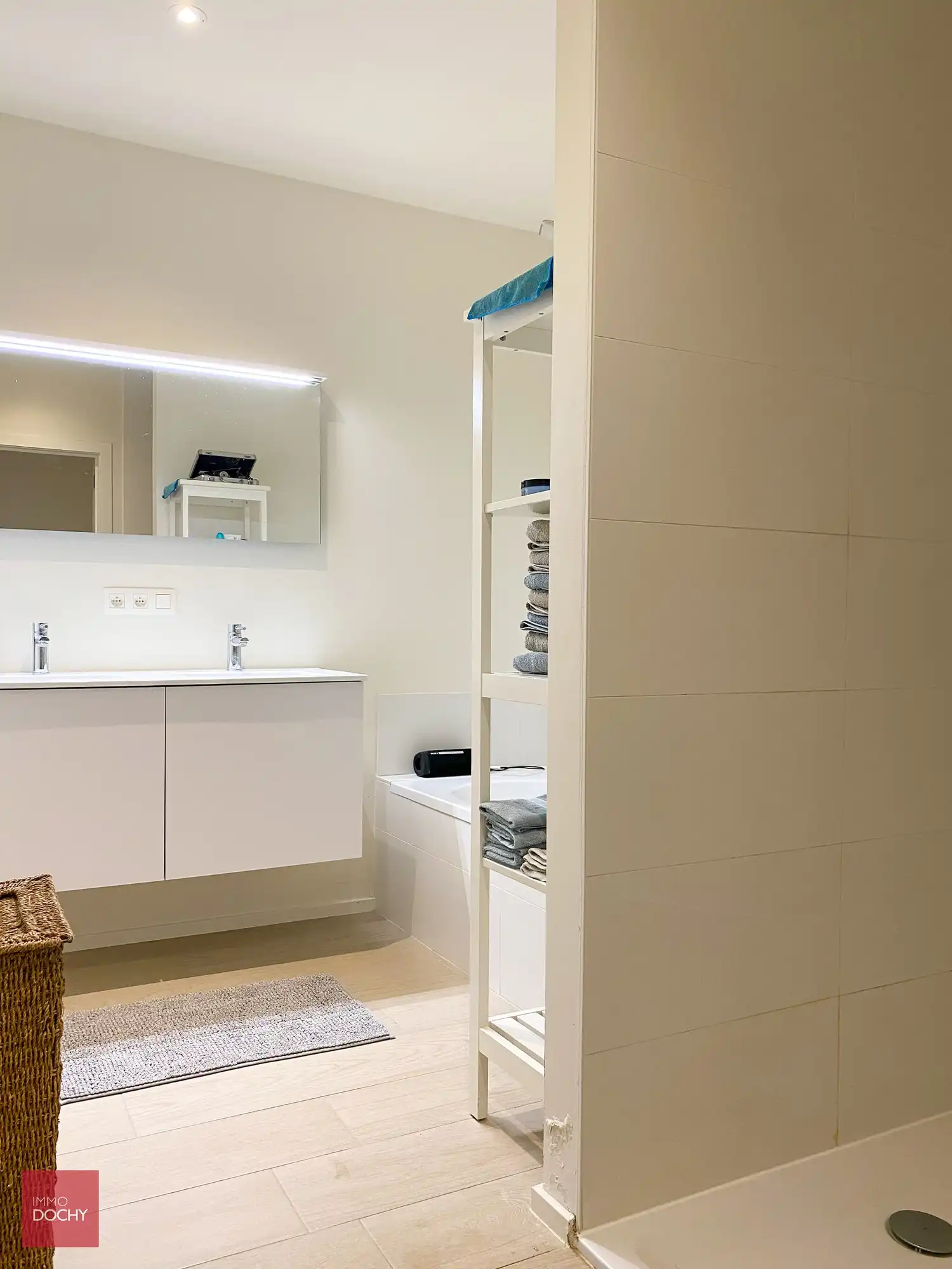 Recent gebouwd instapklaar appartement met grote terrassen en ondergrondse garagebox | Potegemstraat foto 8