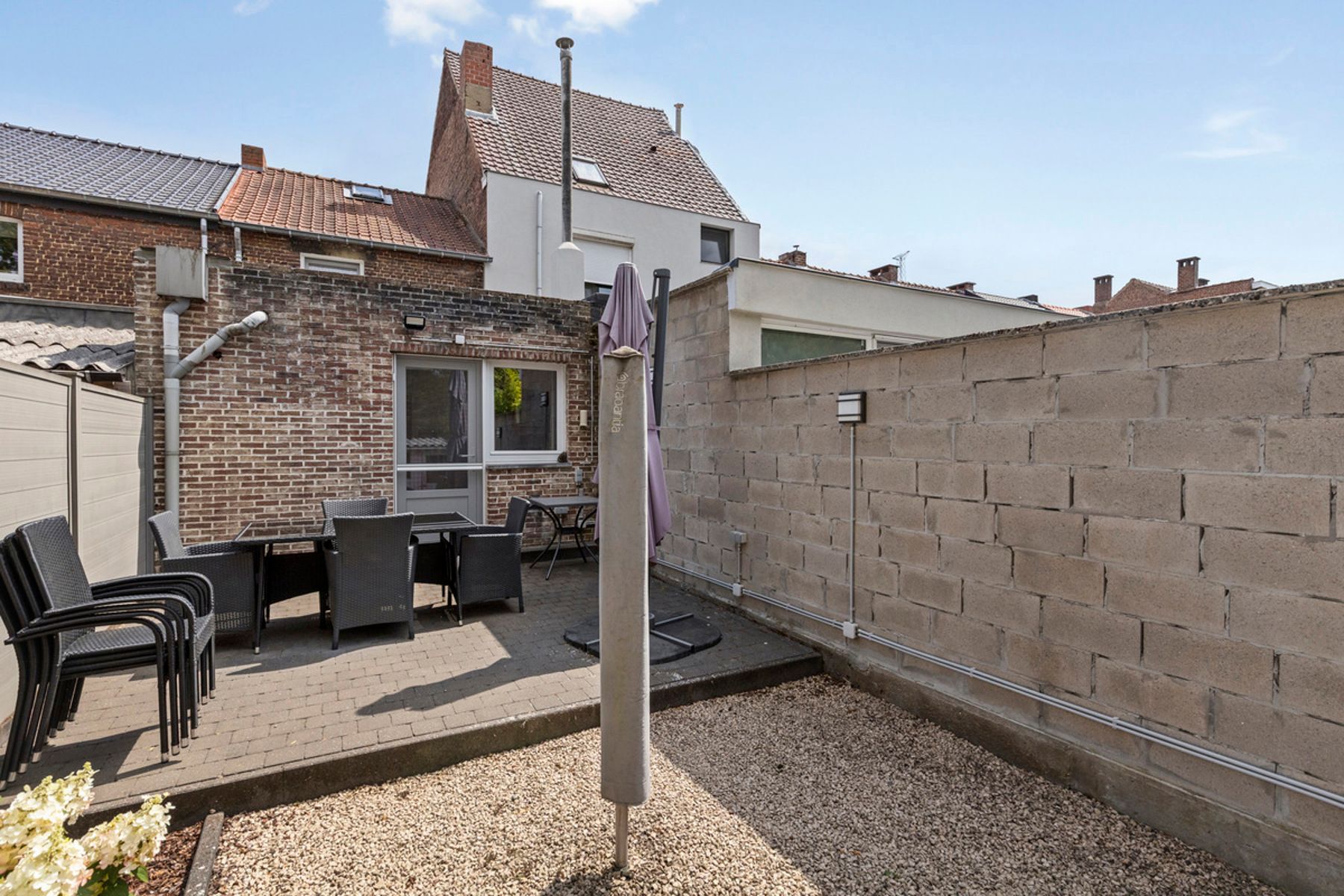 Goed gelegen woning met 2 slaapkamers en tuin foto 10
