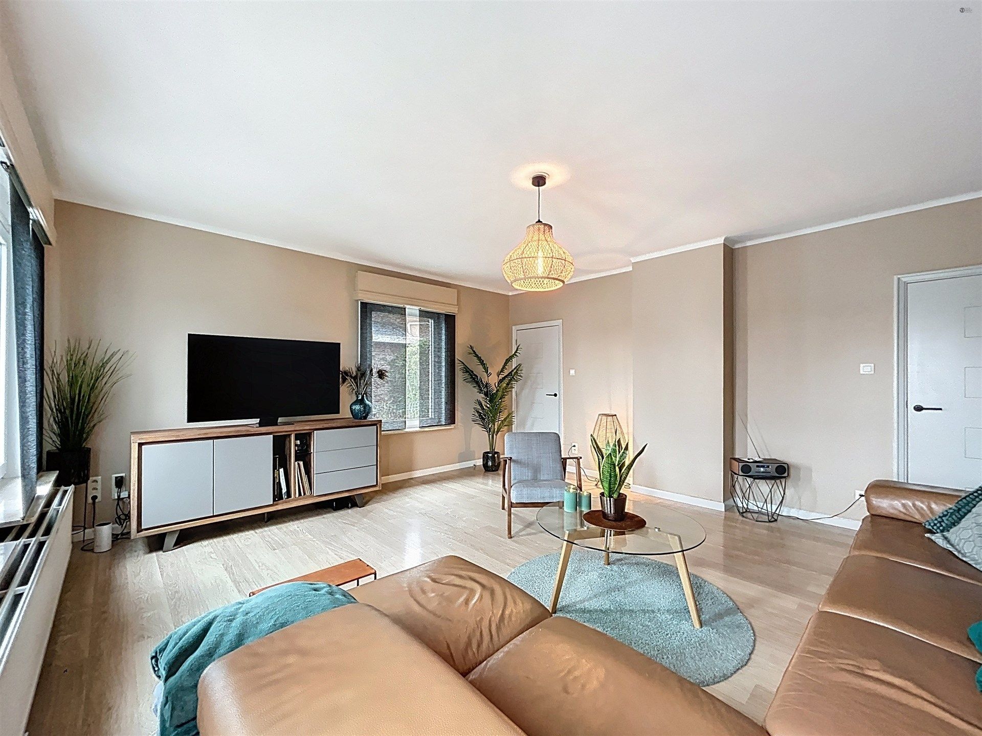 Instapklare open bebouwing met 3 slp op terrein van 919m²! foto 3