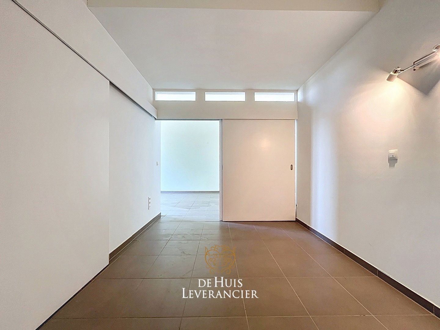 Luxueuze serviceflat met 1 slk en ruim terras foto 20