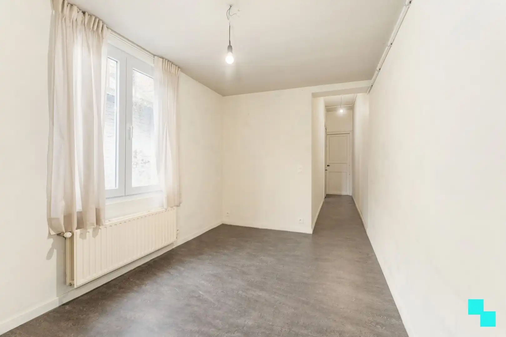 Karaktervol handelspand met woonst - centrum Roeselare foto 17