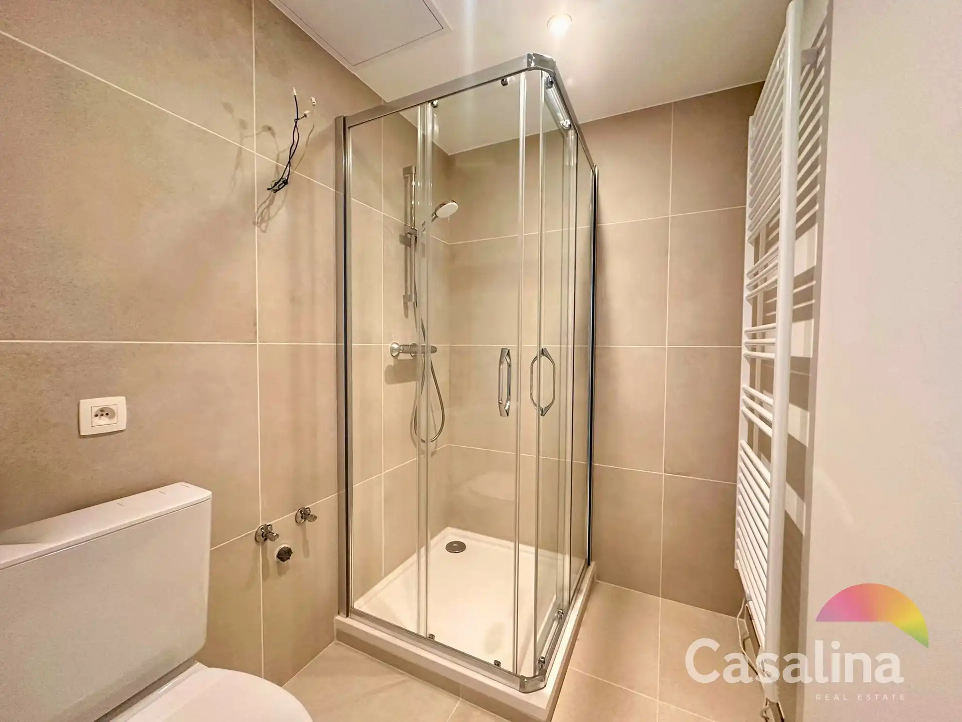 Gerenoveerd 1-slaapkamerappartement met terras foto 10