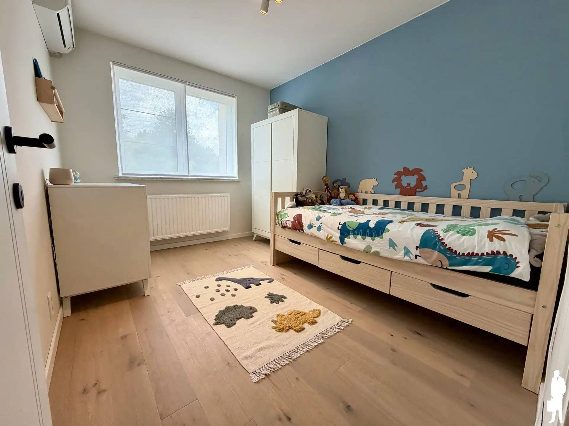 Unieke gezinswoning met veel mogelijkheden, garage en tuin foto 22
