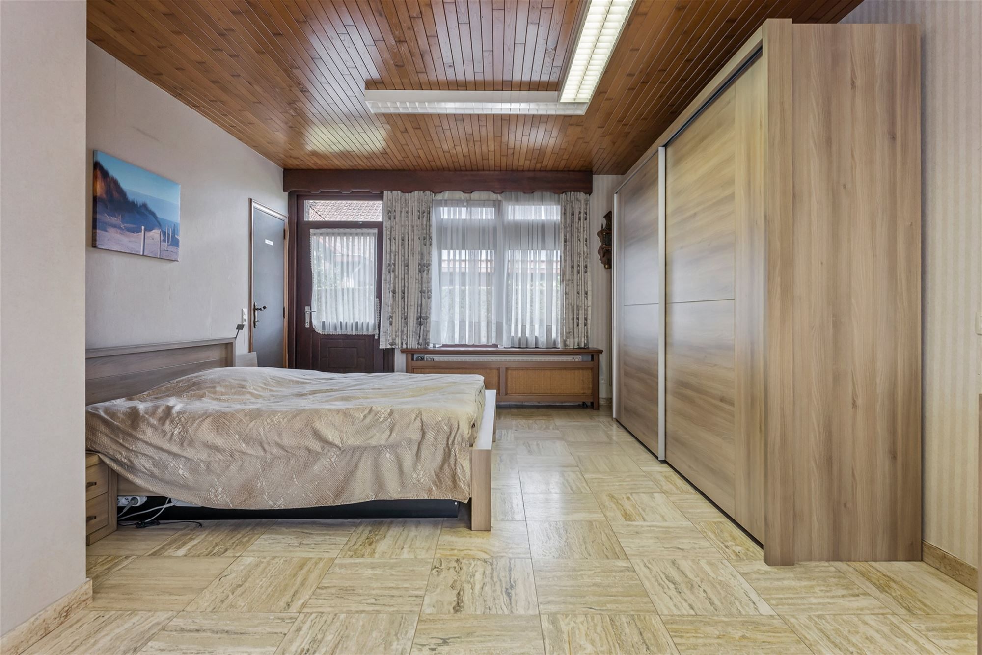 RUIME WONING (CA 250M2) VOLLEDIG ONDERKELDERD MET WERKHUIS VAN 130M2 foto 12