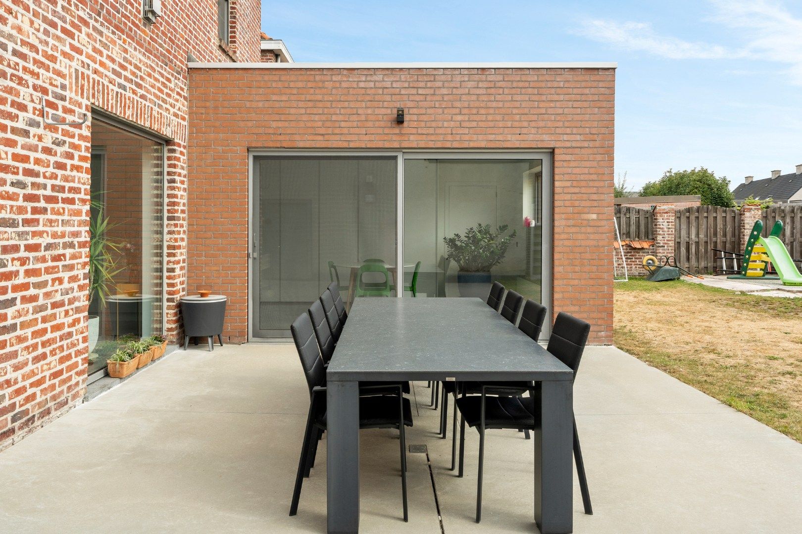 ENERGIEZUINIGE RUIME WONING OP 450M² MET 3 SLPKS, GROTE GARAGE (58M²) EN TUIN foto 14