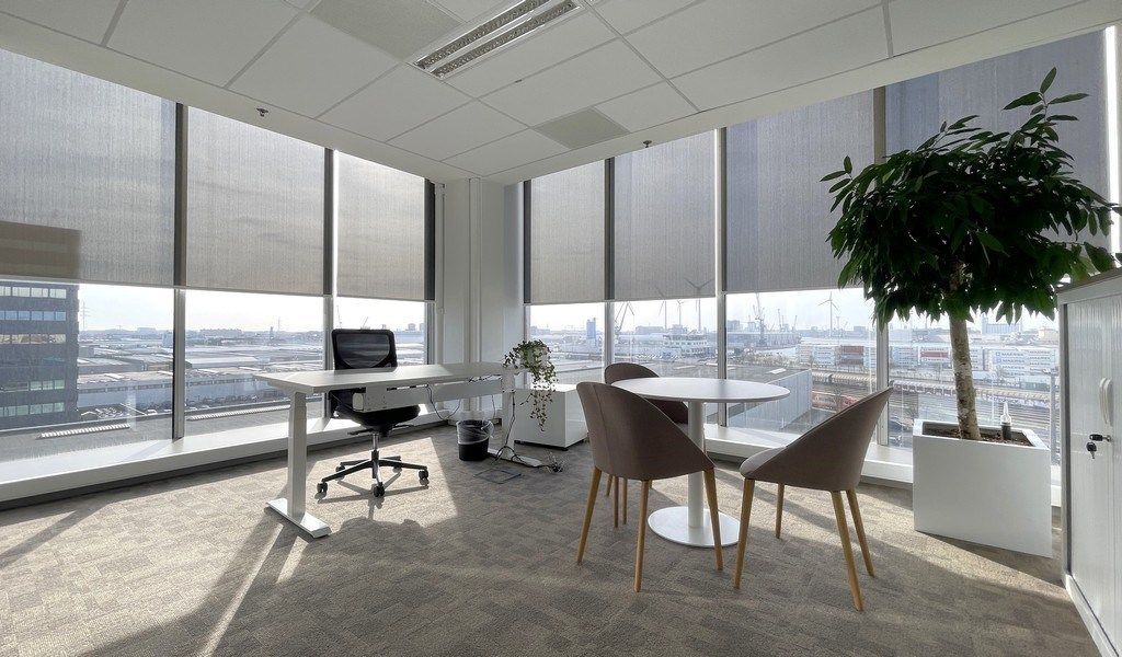Vernieuwde kantoren te huur in Ahlers Building te Antwerpen foto 9