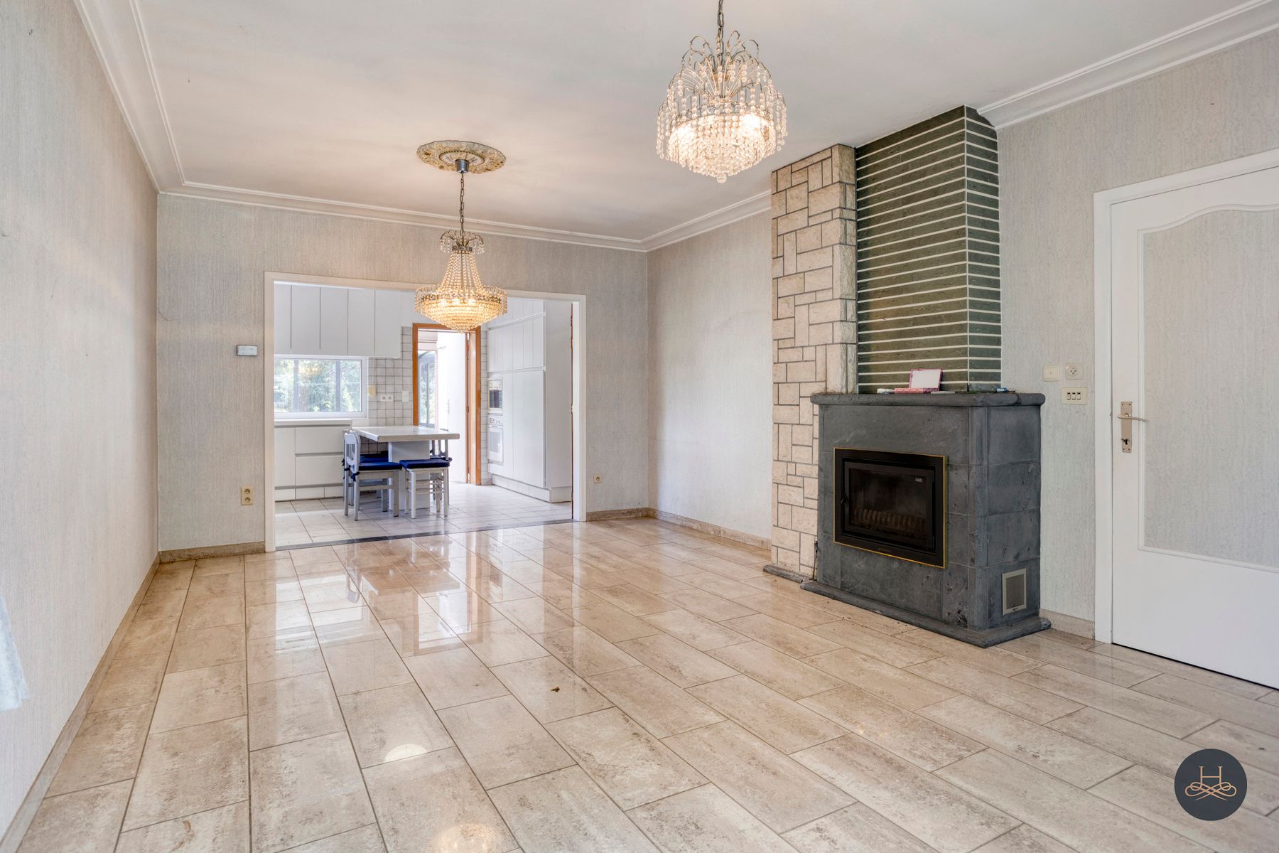 Rustig en residentieel gelegen renovatiewoning in het groen foto 4