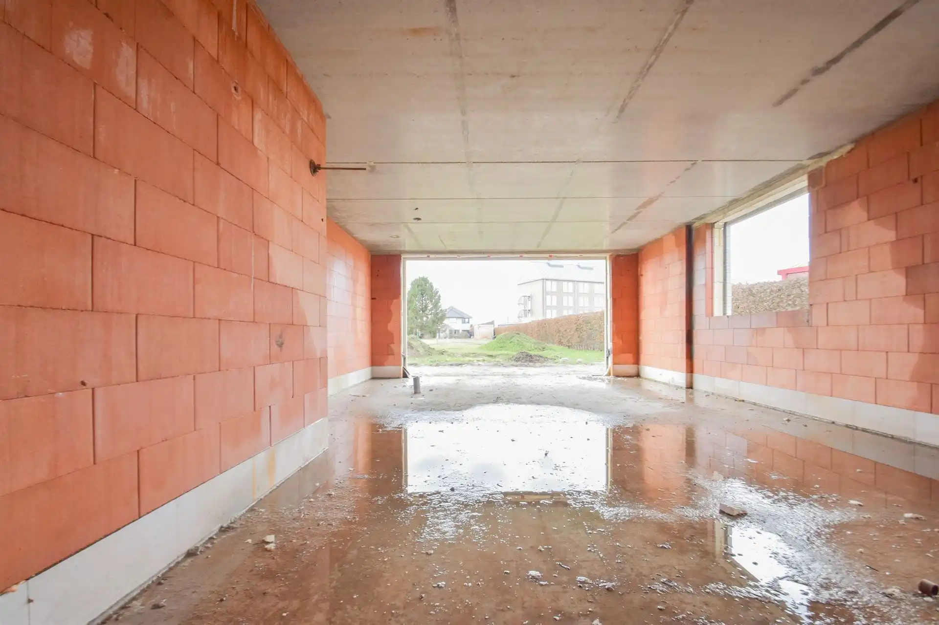 Halfopen nieuwbouw met mog. 4 slpk in een doodlopende straat foto 6