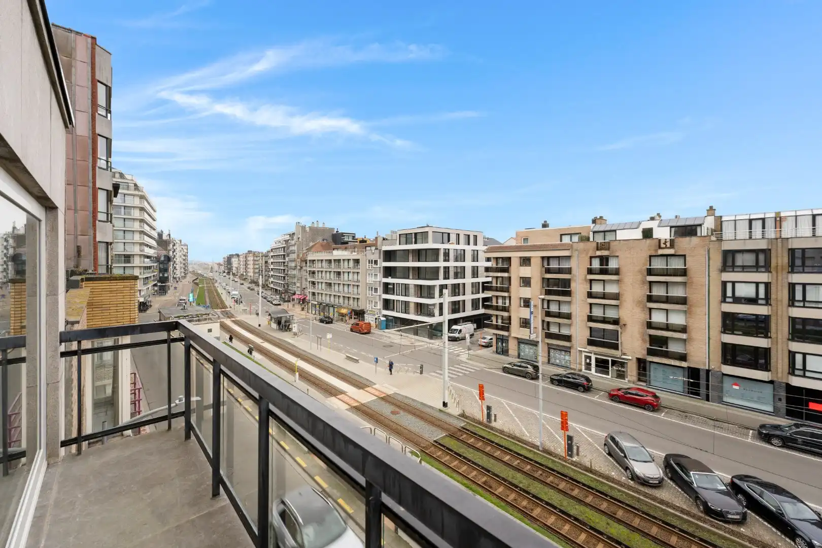 Energiezuinige, volledig gerenoveerde woning te koop op toplocatie in Wenduine! foto 12