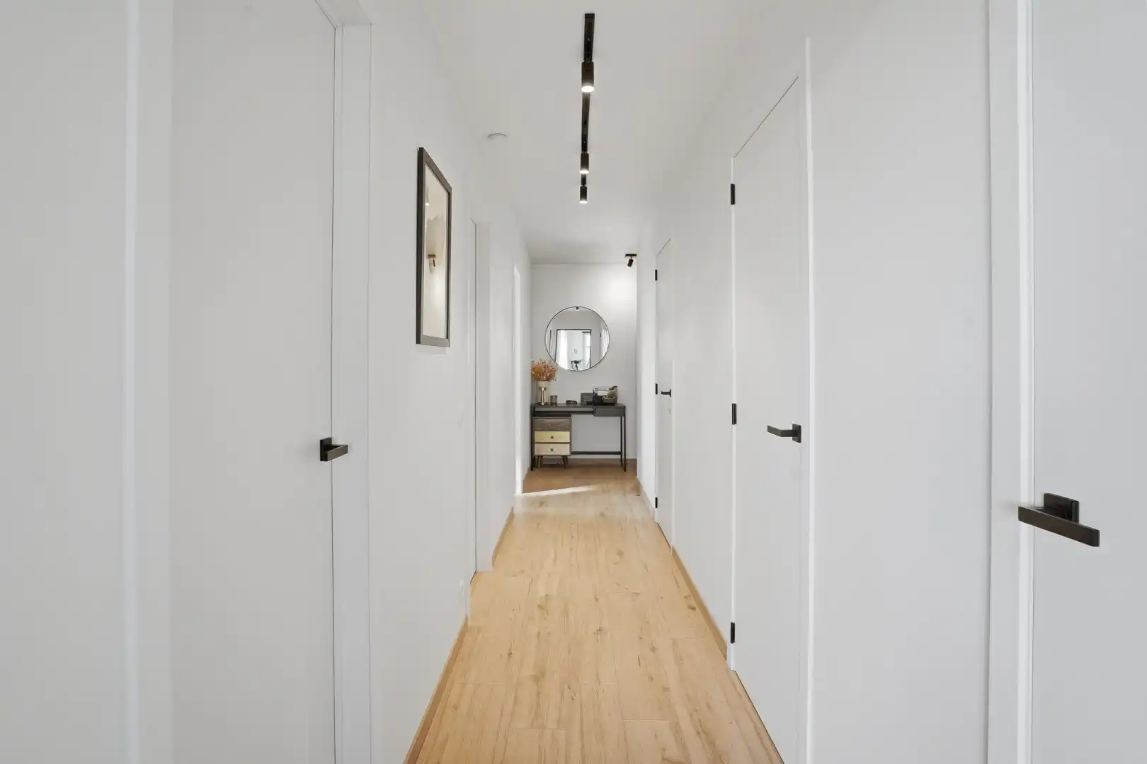 Prachtig instapklaar appartement met terras, groen zicht en autostaanplaats foto 12