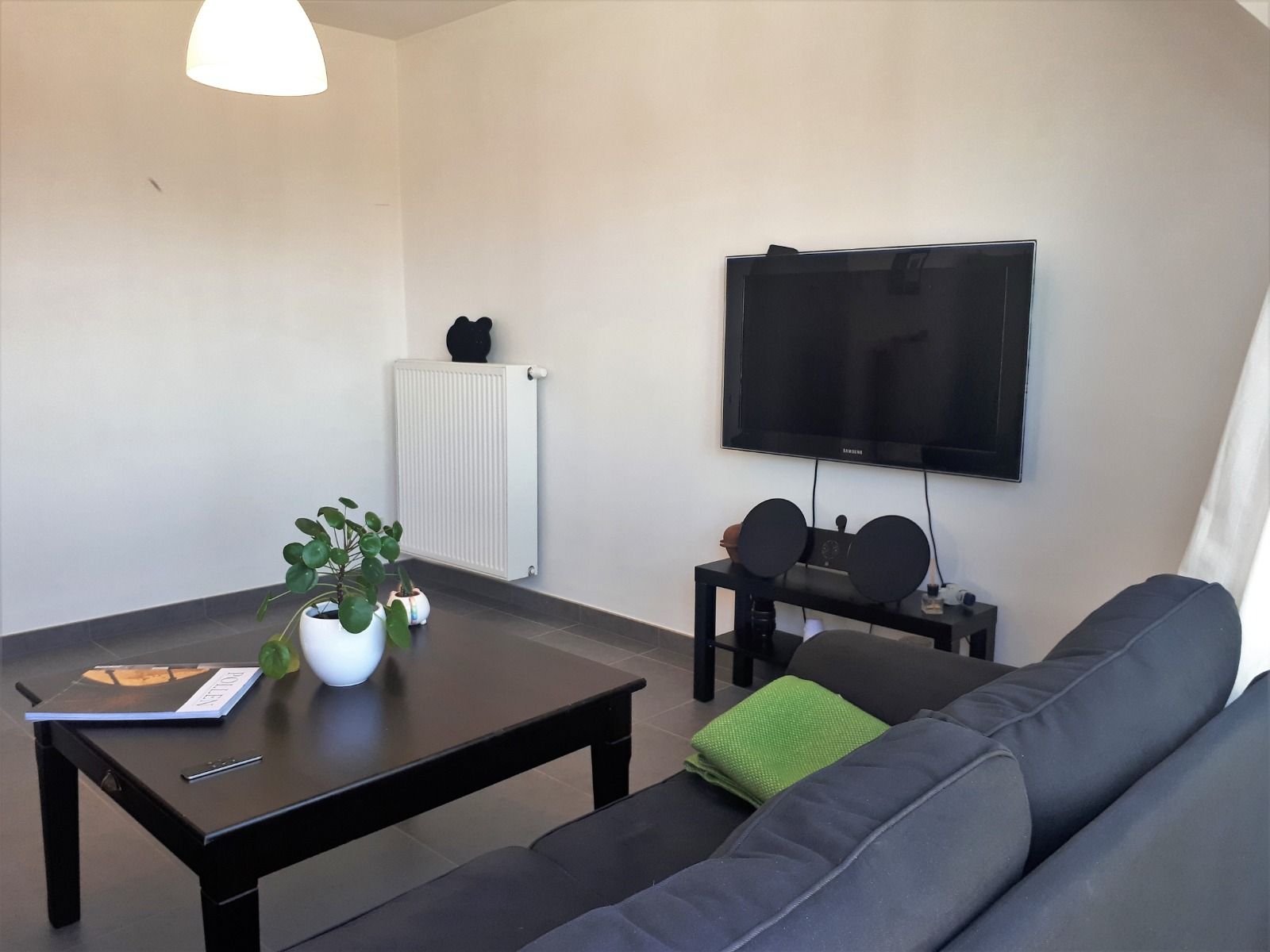 2 slaapkamerappartement met terras en 2 autostaanplaatsen foto 7