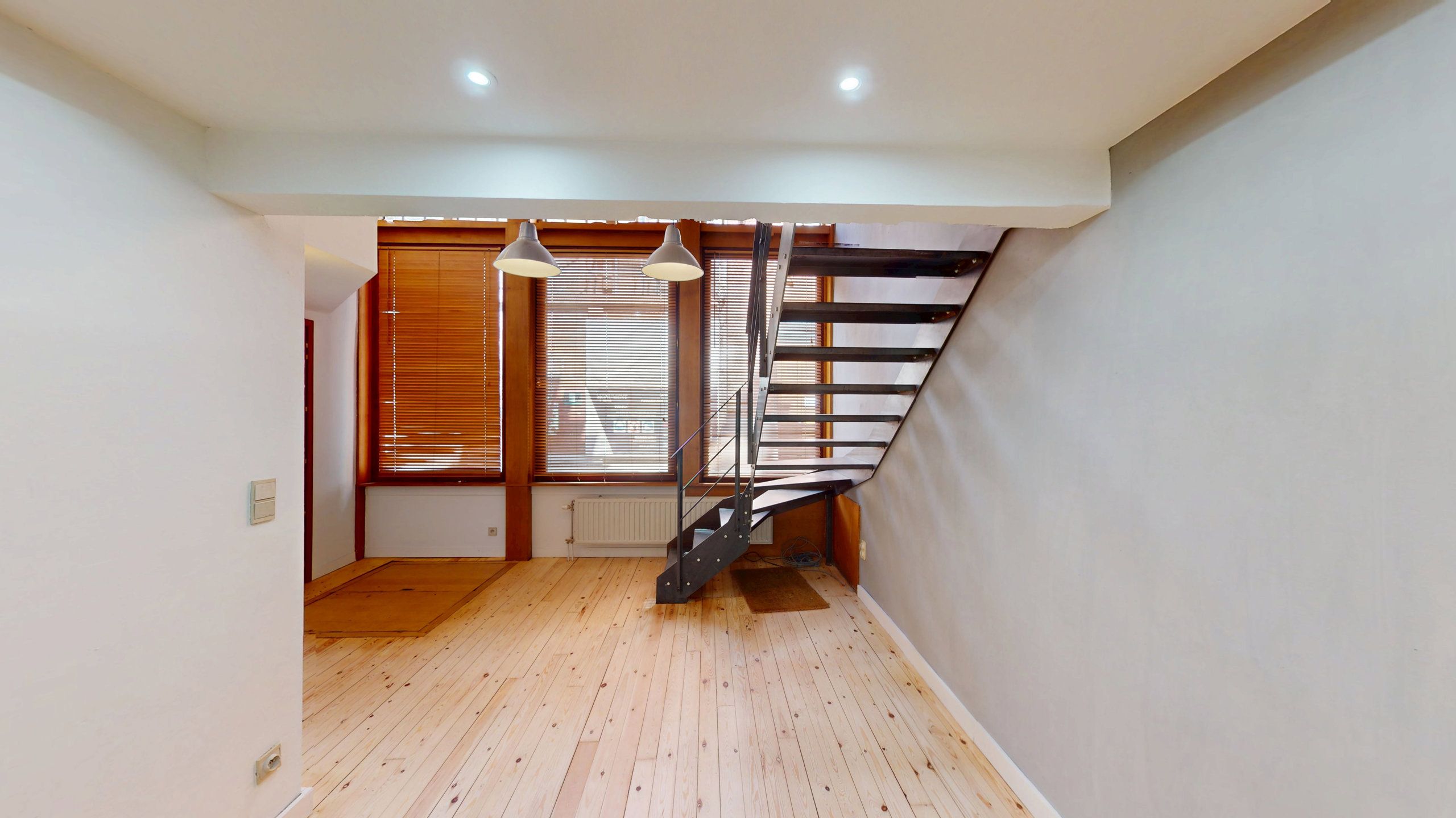 ANTWERPEN - Karaktervol kantoor op centrale locatie foto 6