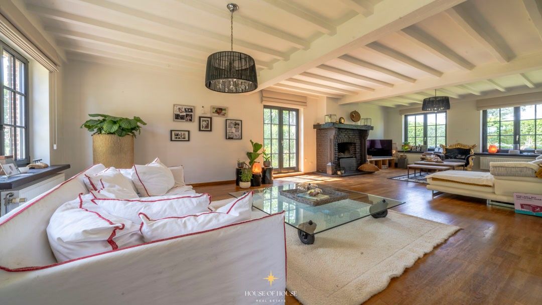 Sfeervolle landelijke villa met charmante tuin en prachtig verzicht foto 4