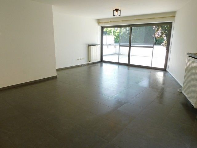 Ruim duplex appartement met 3 slaapkamers in het centrum   foto 3