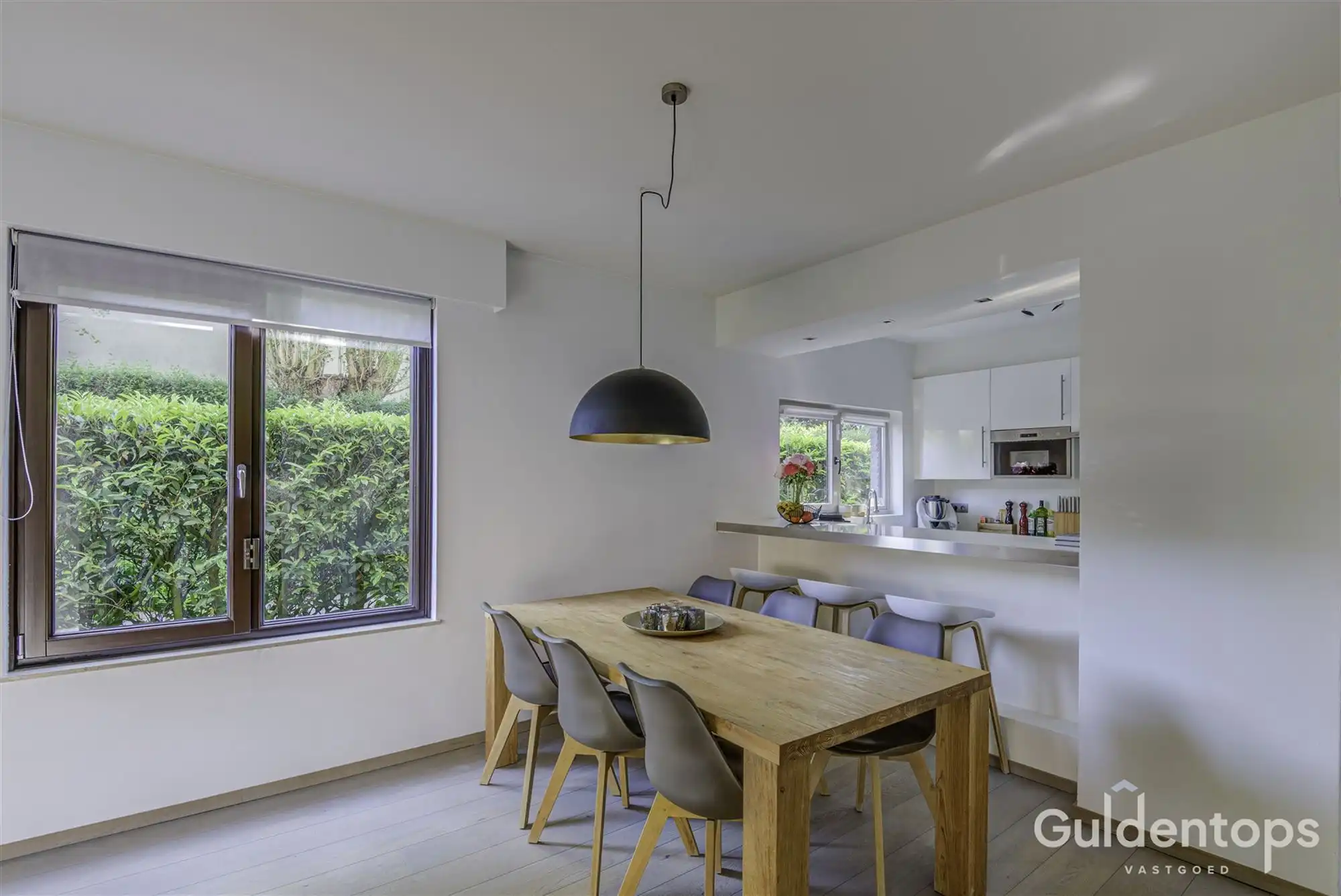 Modern ruim gelijkvloers (2 slk) appartement met ruime tuin foto 6