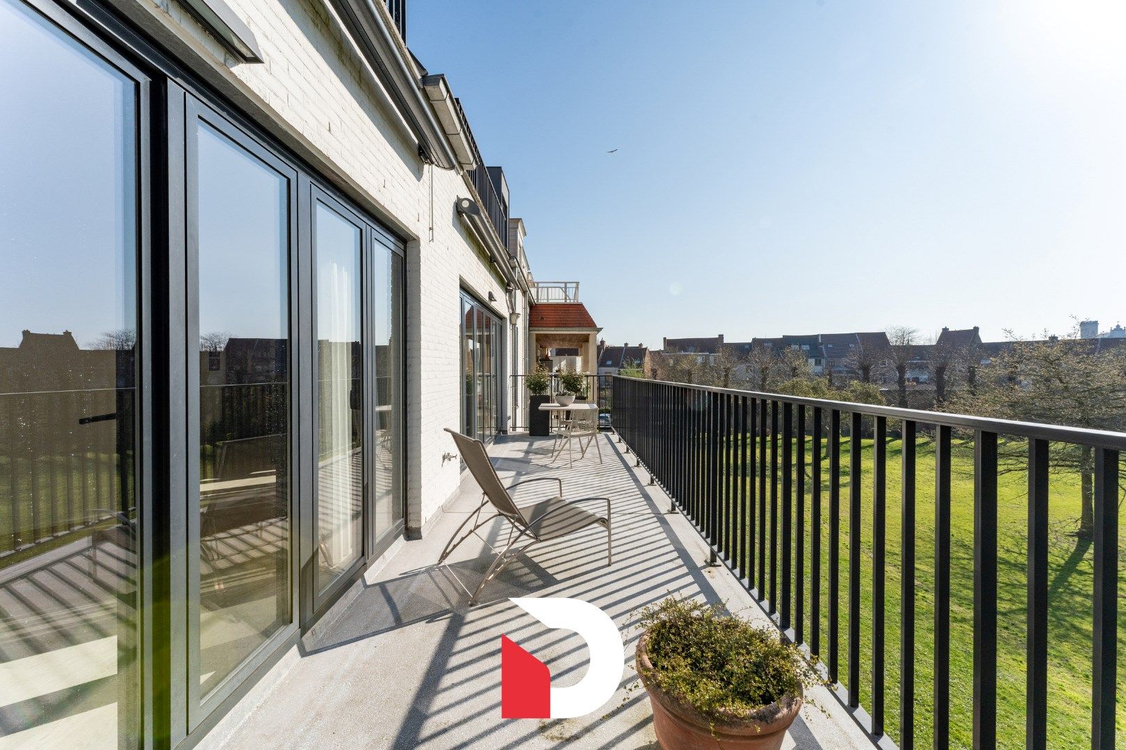 Magnifiek energiezuinig appartement met 3 slk en open zicht over groen park foto 12