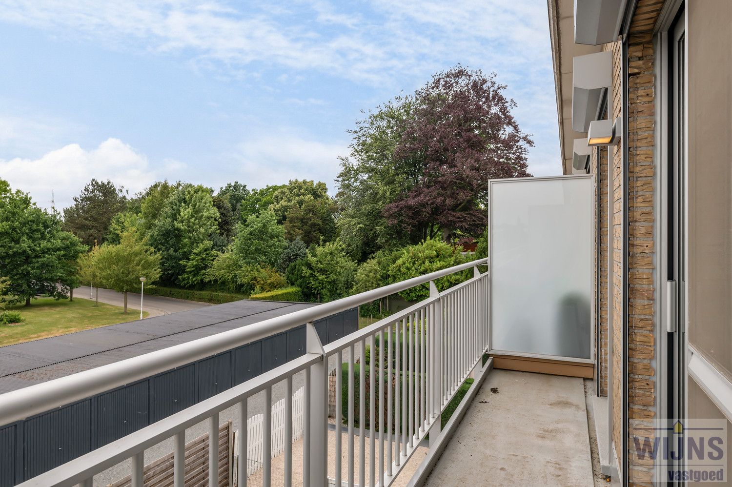 LICHT EN INSTAPKLAAR APPARTEMENT IN CENTRUM LIER foto 9