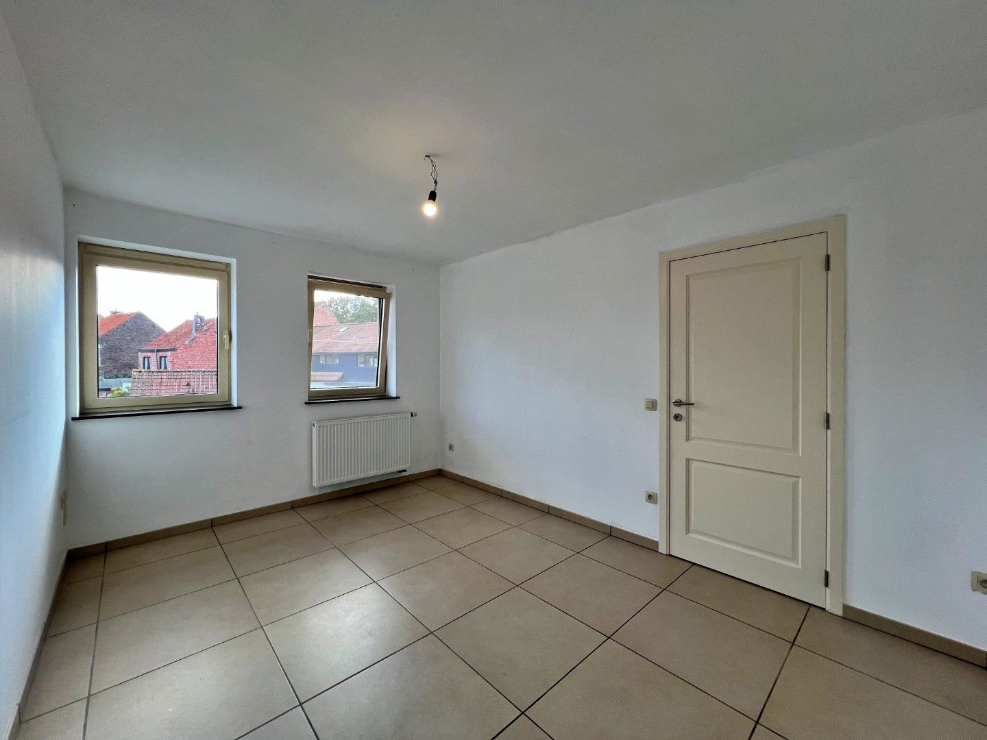 🏡 Ruime gezinswoning te huur in het hart van Lovendegem foto 15