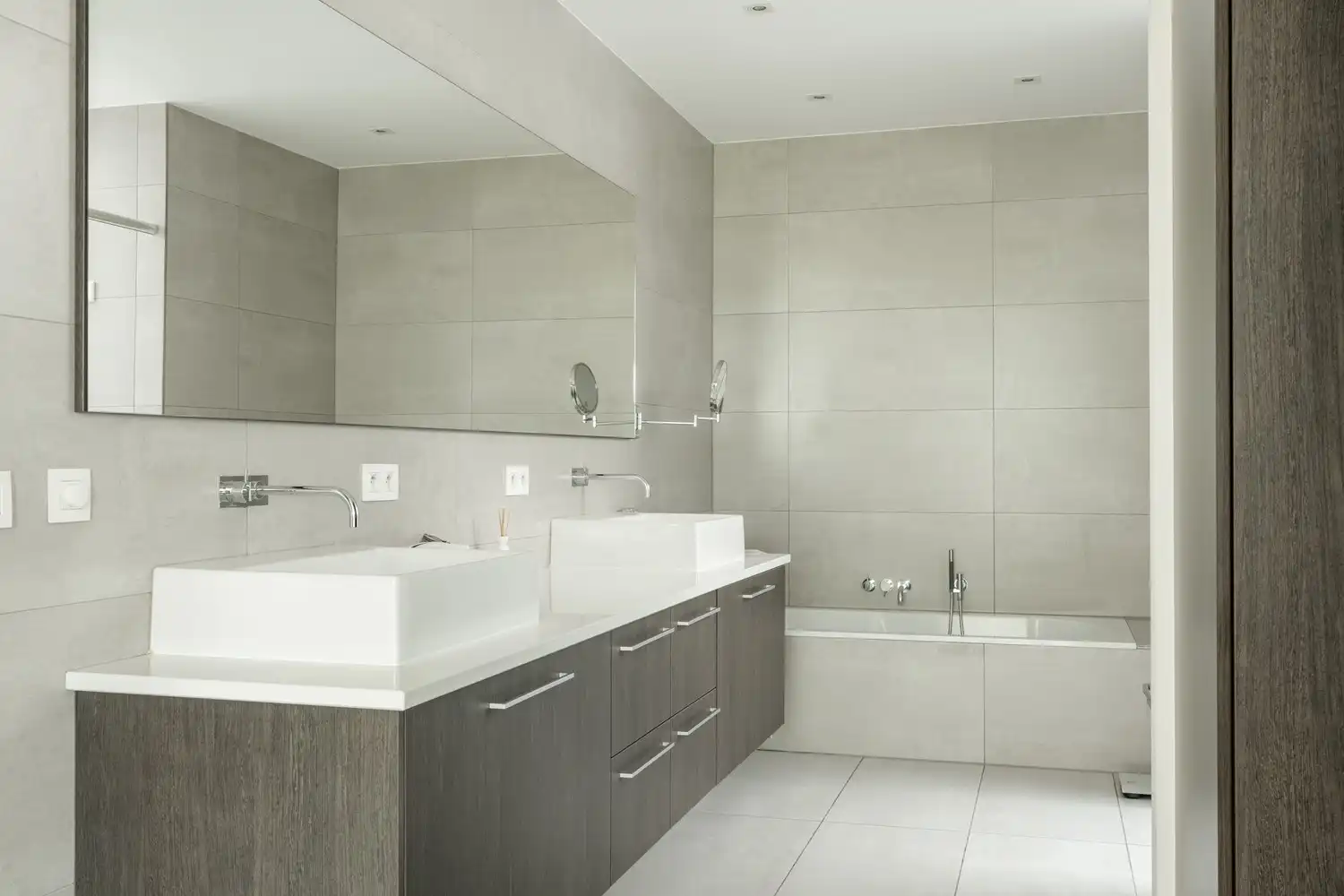 Exclusief penthouse van 234 m² met 195 m² aan terrassen in hartje Overpelt foto 27