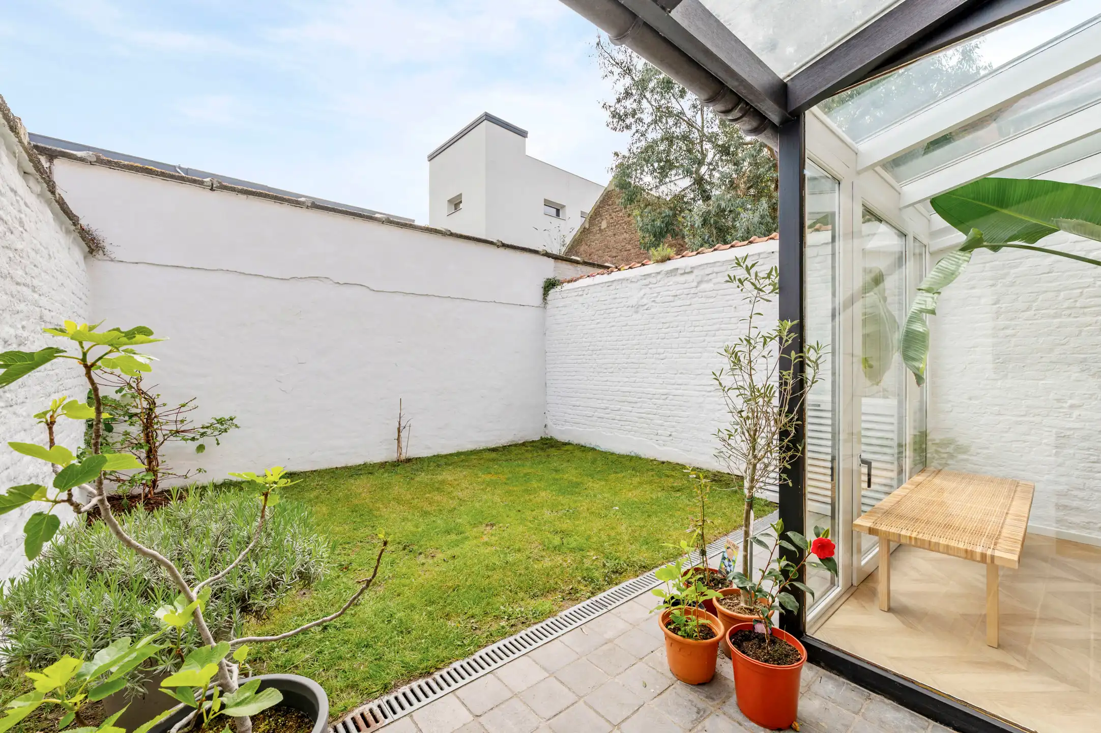 Instapklaar gelijkvloers met tuin op topligging foto 6