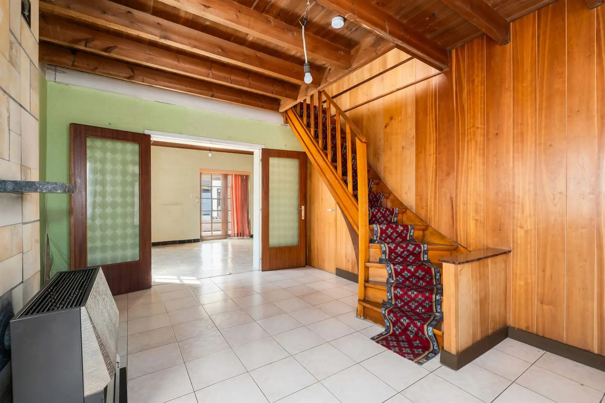 Woning met verrassend grote tuin, te renoveren foto 5
