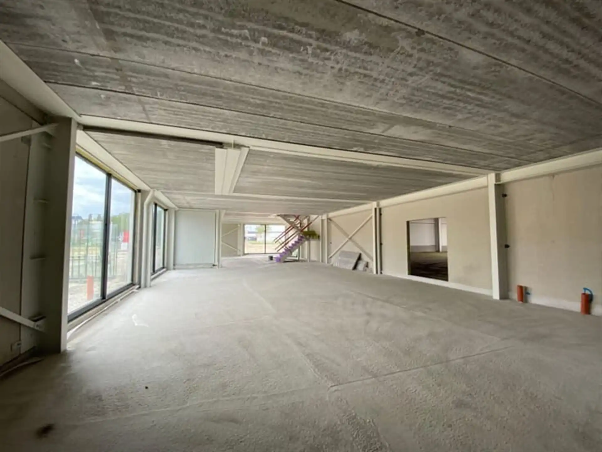 Commerciële ruimte te huur foto 5