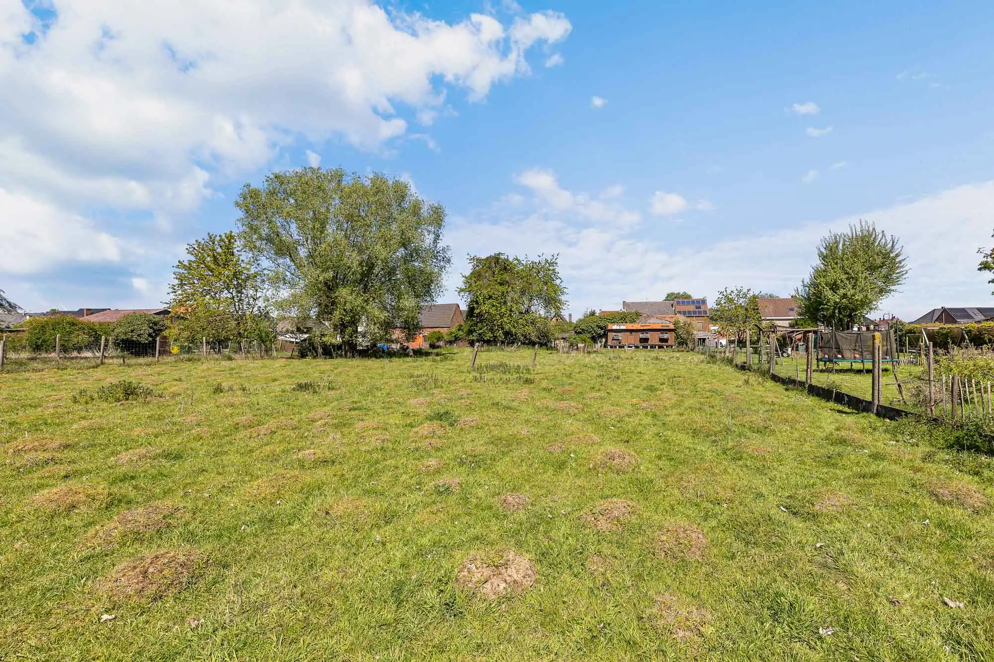 Ruime te renoveren woning met loods en bouwgrond foto 27
