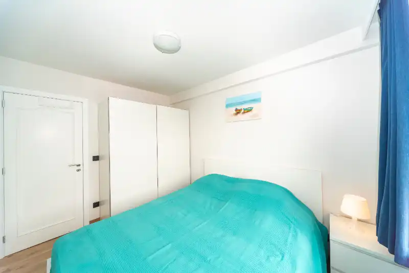 APPARTEMENT CENTRAAL GELEGEN OP DE ZEEDIJK MET 2 SLAAPKAMERS foto 6