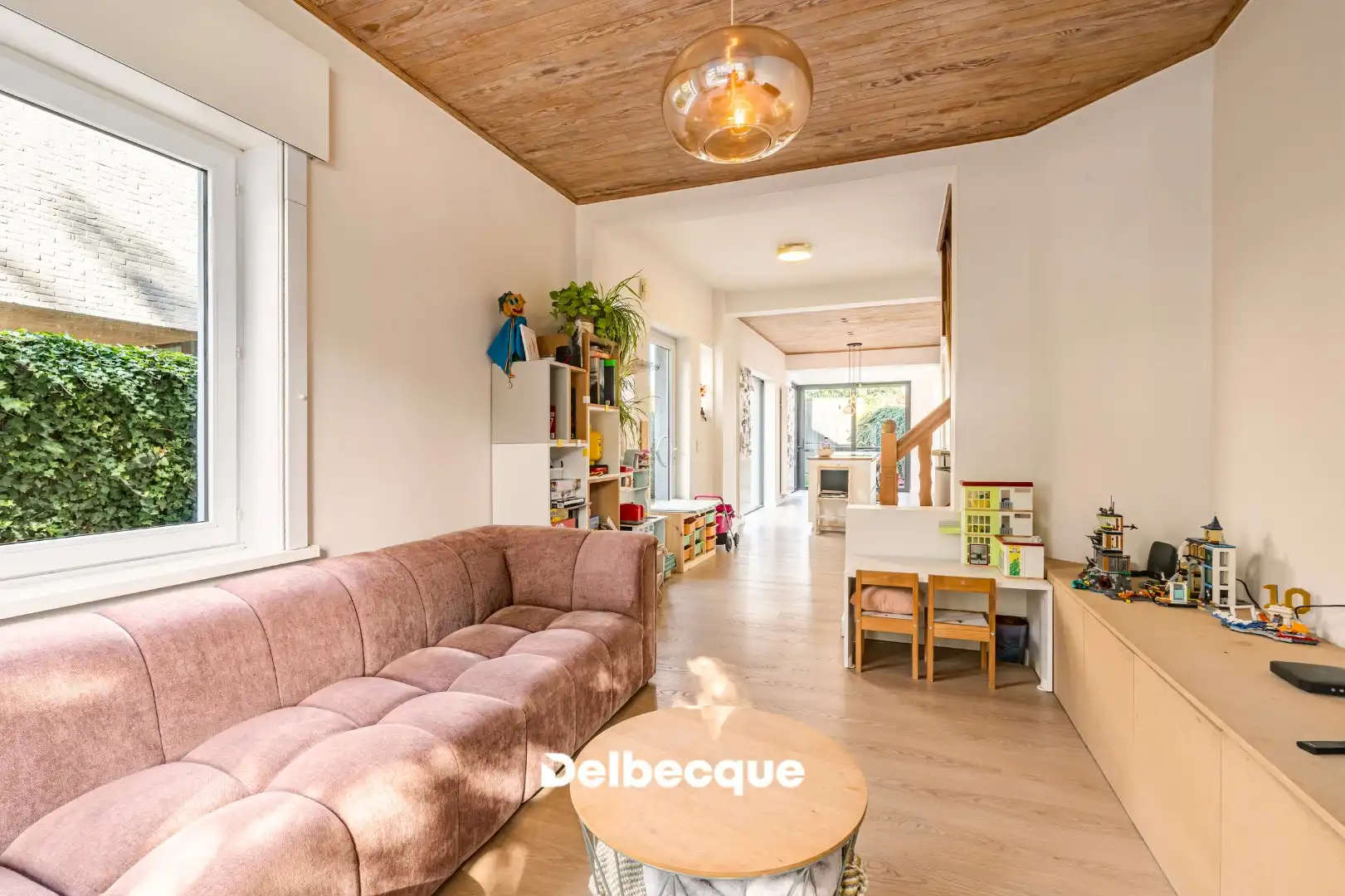 Instapklare halfopen woning in topbuurt te Sint-Andries foto 3