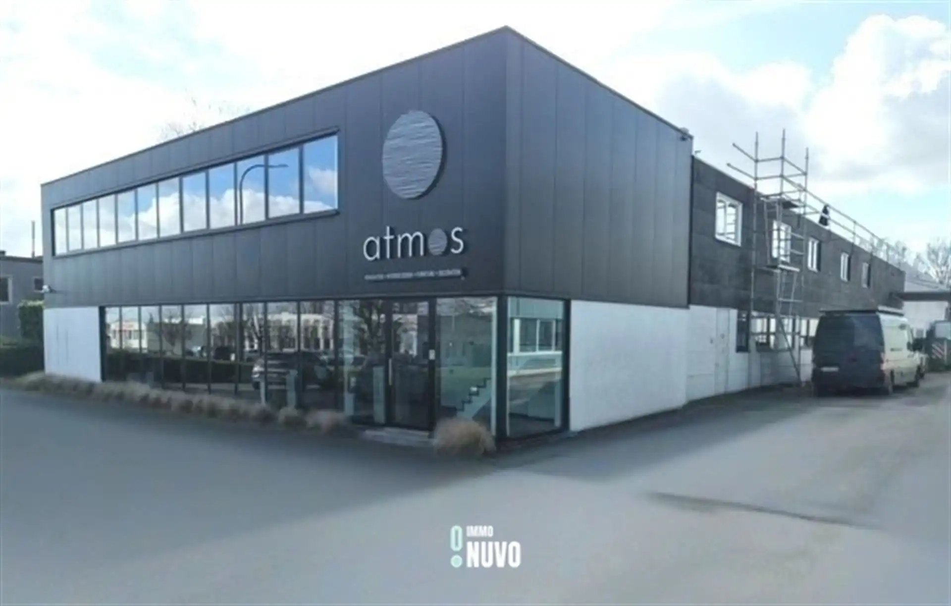 Magazijnen + Kantoren + Showroom foto 21