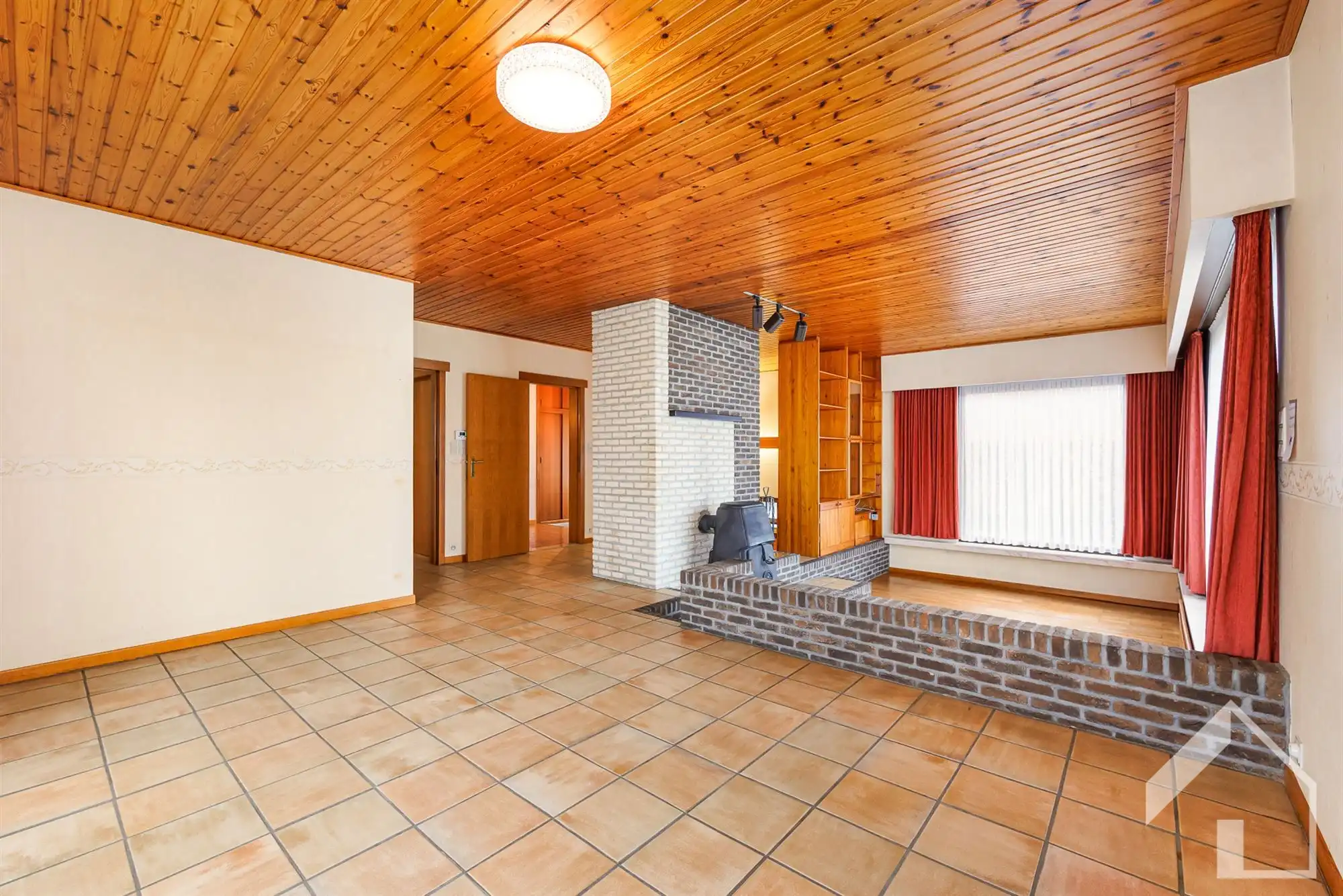 Open bebouwing in een rustige wijk! foto 10