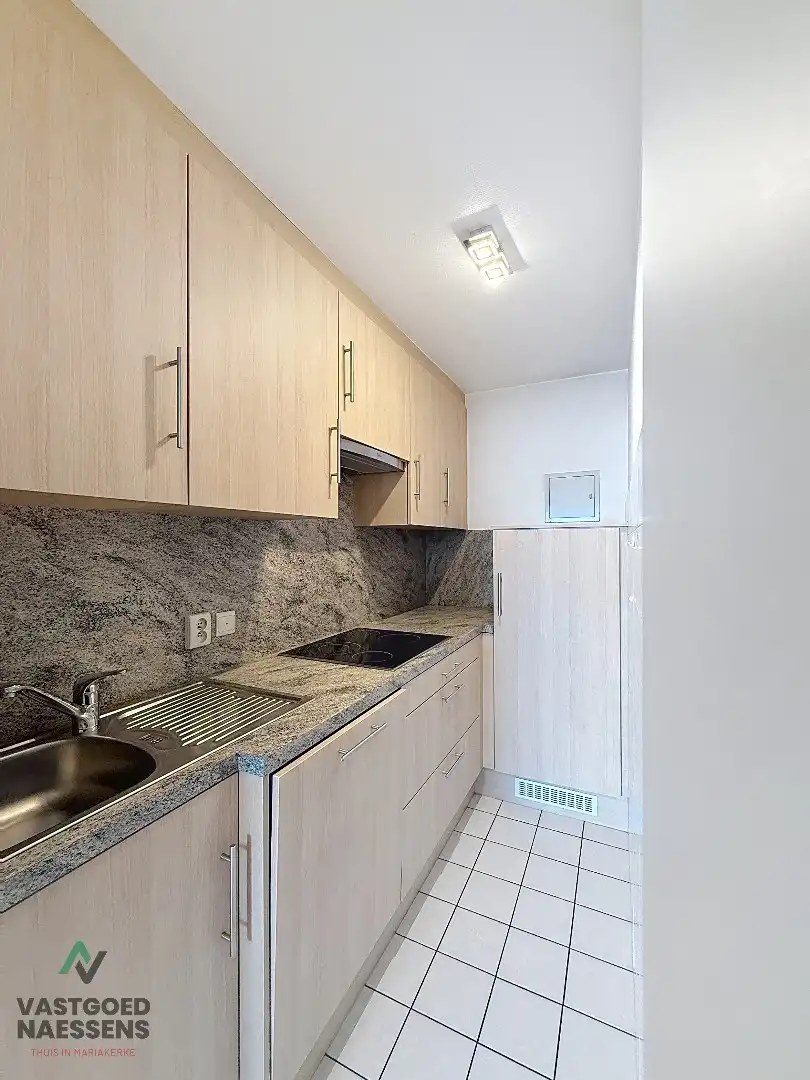 INSTAPKLARE STUDIO MET RUIM TERRAS EN ZEEZICHT foto 3