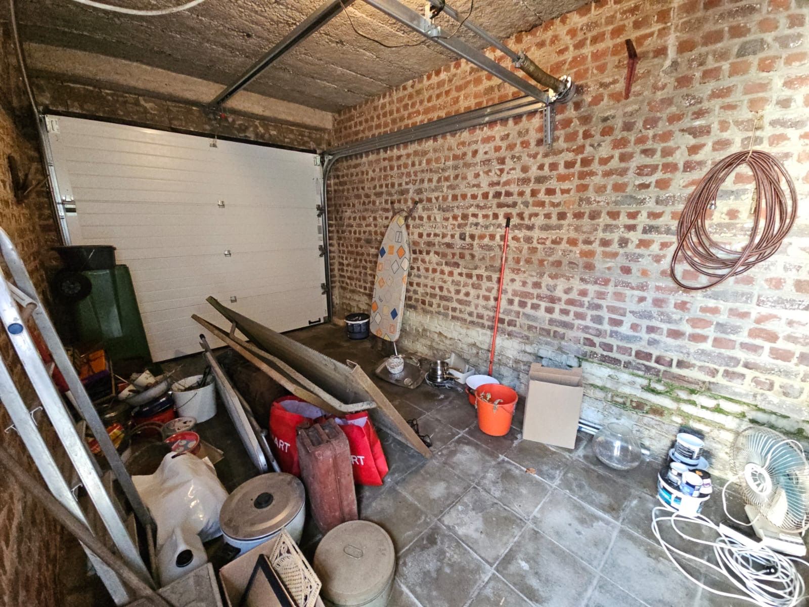 Solide halfopen bebouwing met garage  foto 10