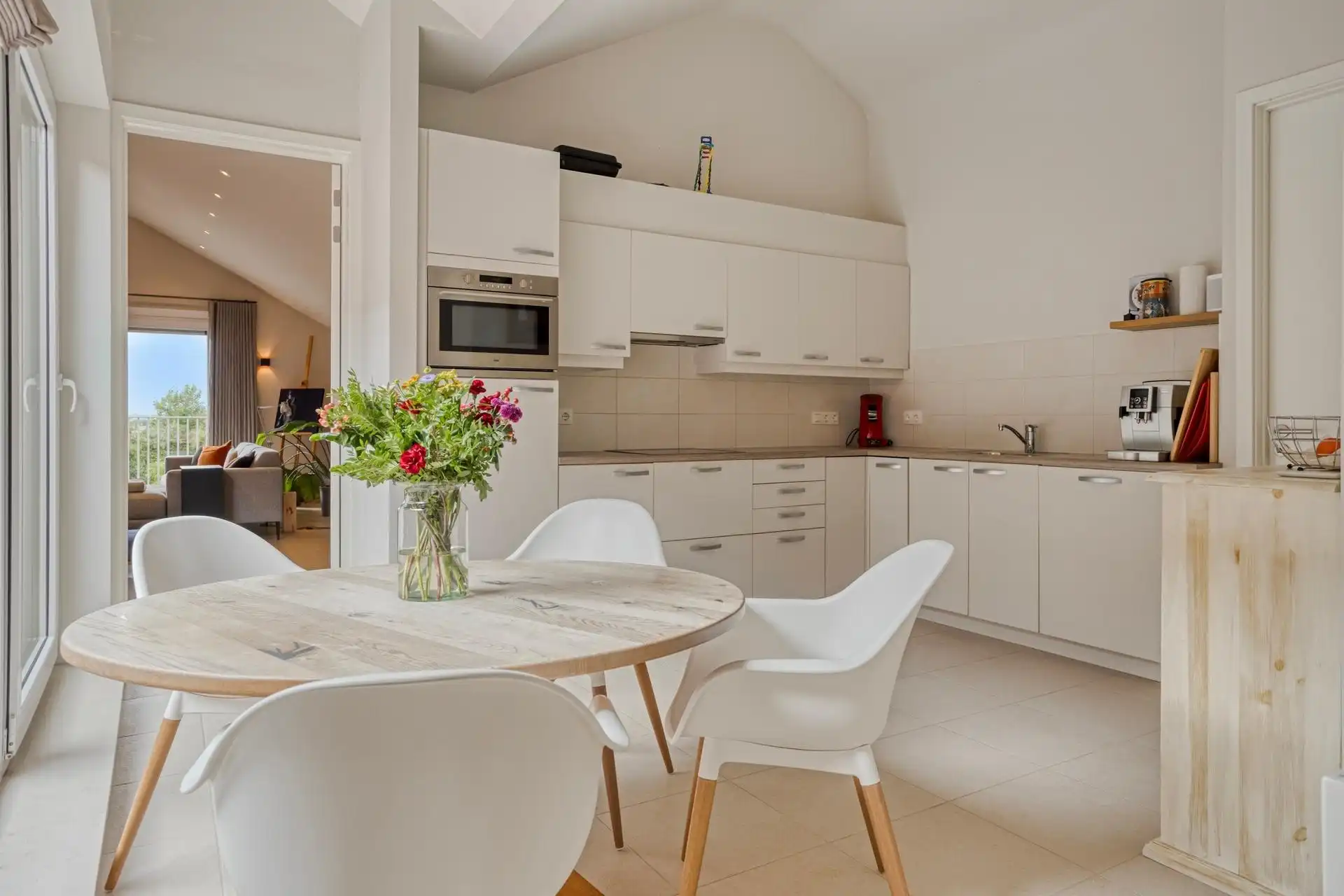 Exclusieve penthouse van ca. 225 m² waar luxe, ruimte en comfort perfect samenkomen. foto 7