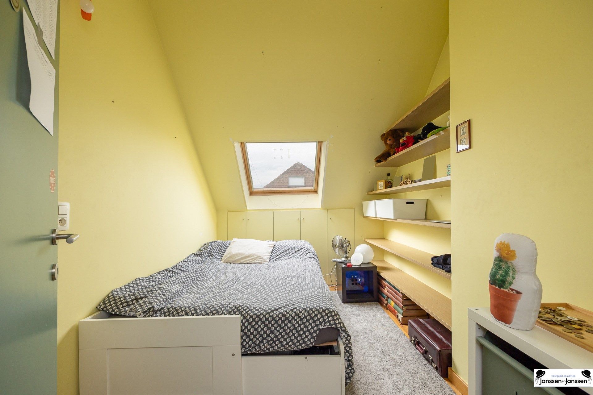 Prachtig gerenoveerde woning met 3 slaapkamers en groene tuin in Ekeren! foto 22