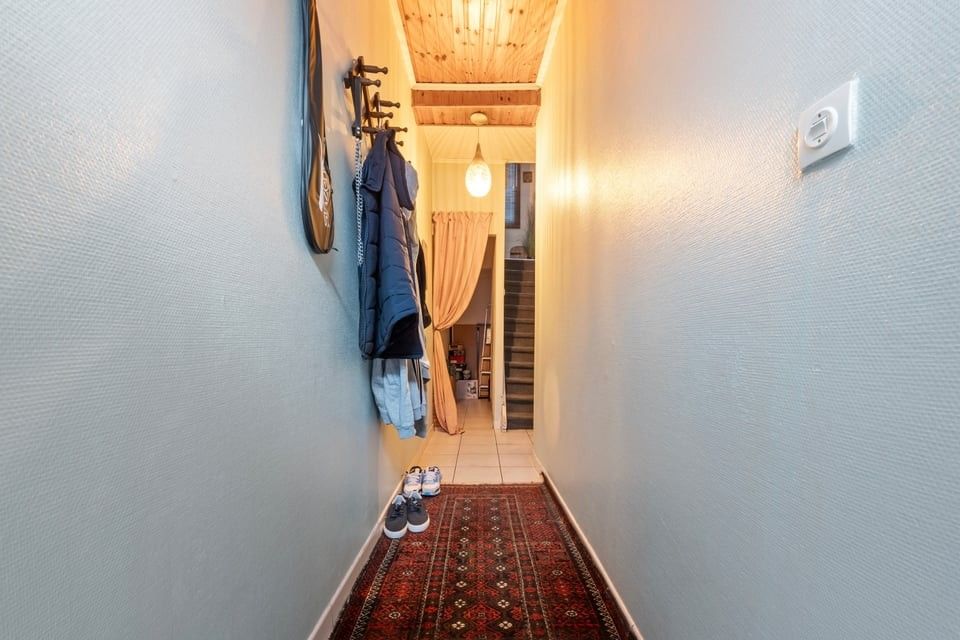 GEZELLIGE GEZINSWONING MET 3 SLKS EN LEUKE TUIN VLABKIJ CENTRUM VAN TIENEN foto 4