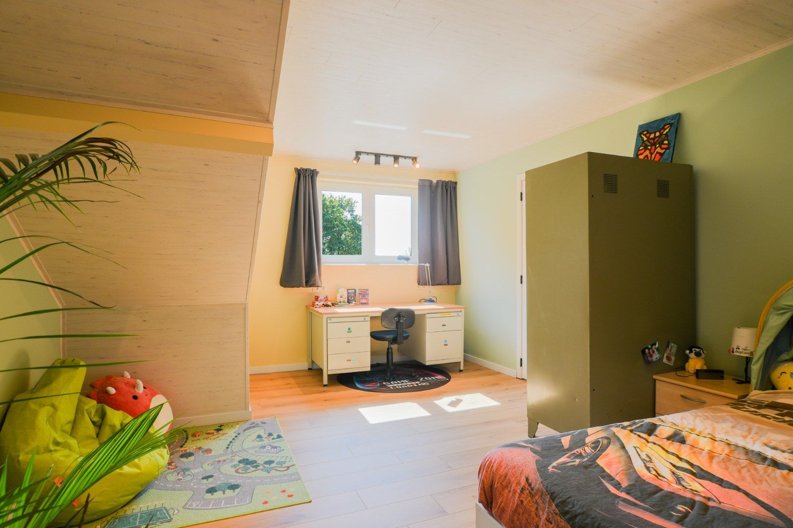 Gerenoveerde gezinswoning met tuin en garage in landelijke omgeving foto 16