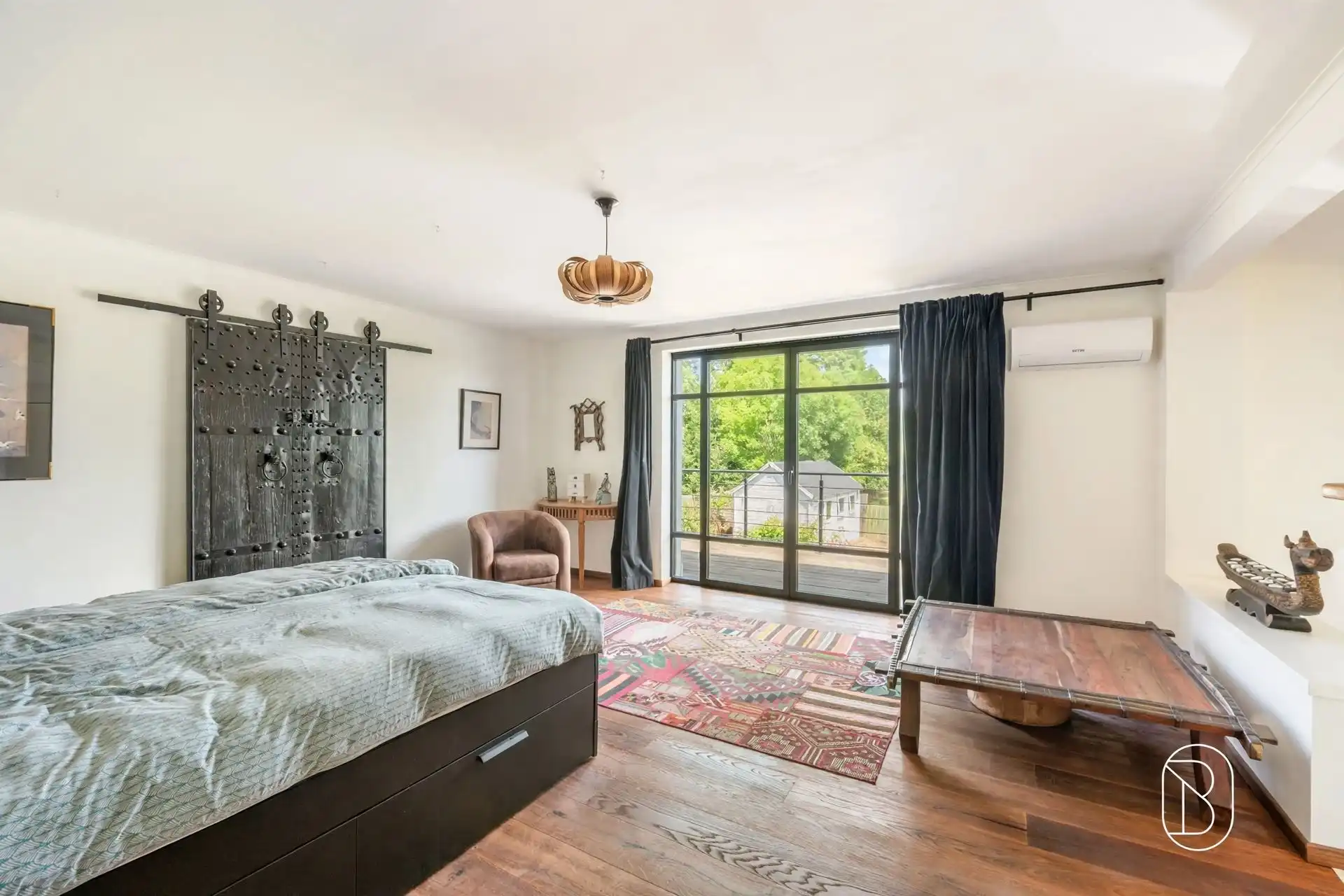Ruime karakterwoning met 4 slk, grote tuin en charme. foto 26