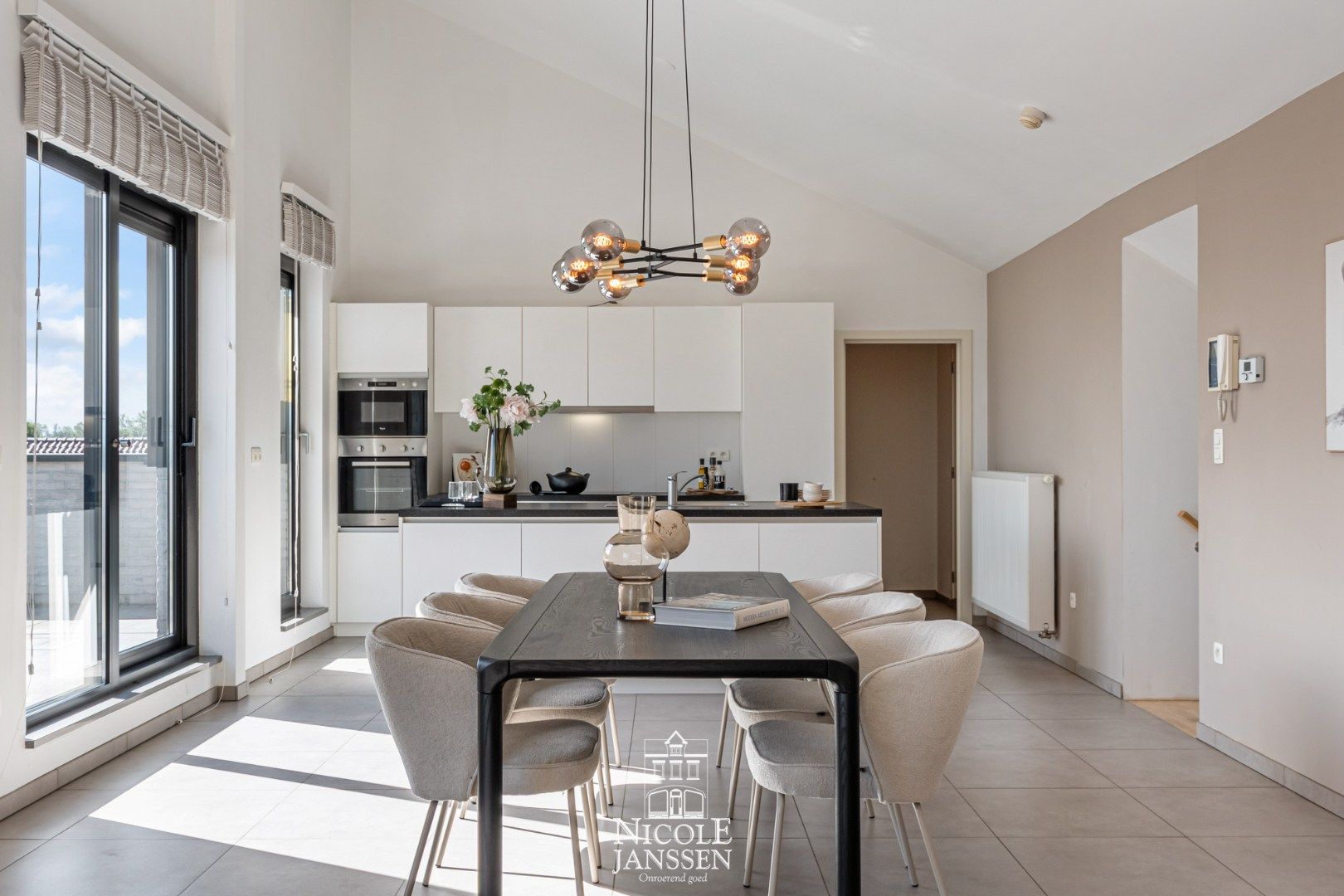 Royaal duplex-penthouse met groot terras en inpandige garage  foto 7