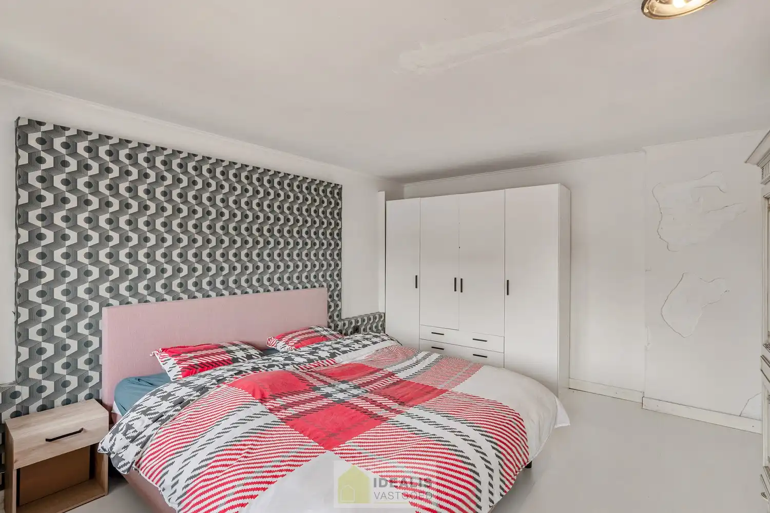 CHARMANTE EN GOED ONDERHOUDEN WONING MET 2 SLAAPKAMERS, 2 BADKAMERS, KNAP UITGERUSTE KEUKEN EN LICHTRIJKE WOONKAMER OP EEN HEERLIJK PERCEEL MET GROEN VERGEZICHT! foto 20