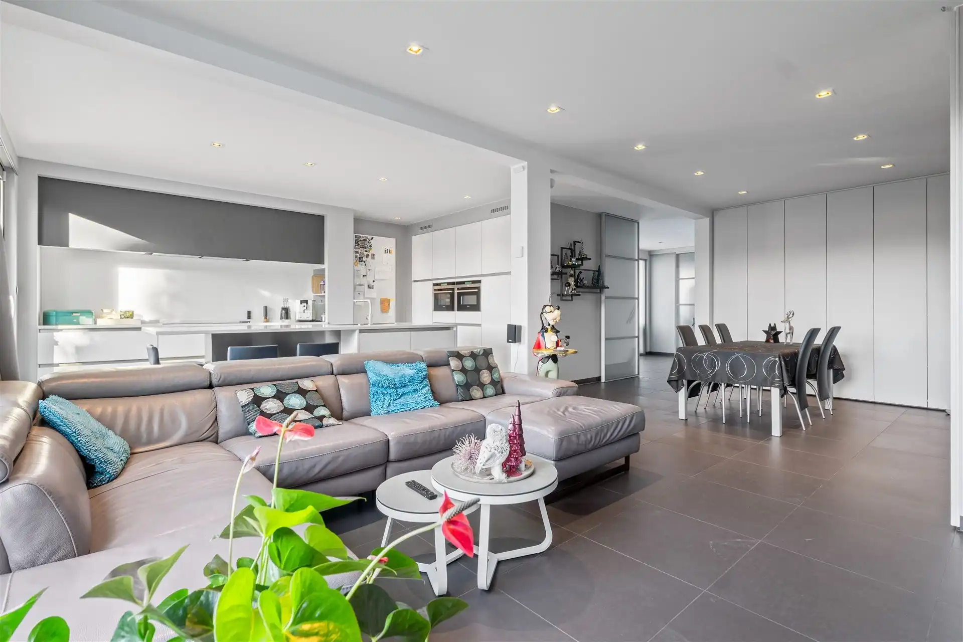 instapklaar open bebouwing met veel mogelijkheden foto 3