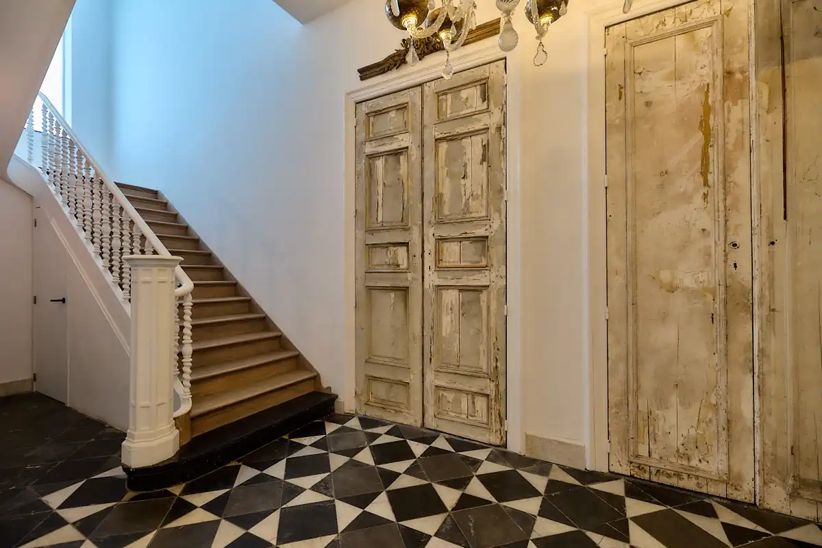 Exceptioneel en luxueus gerenoveerd 19e eeuws duplex dakappartement midden in de binnenstad. foto 26