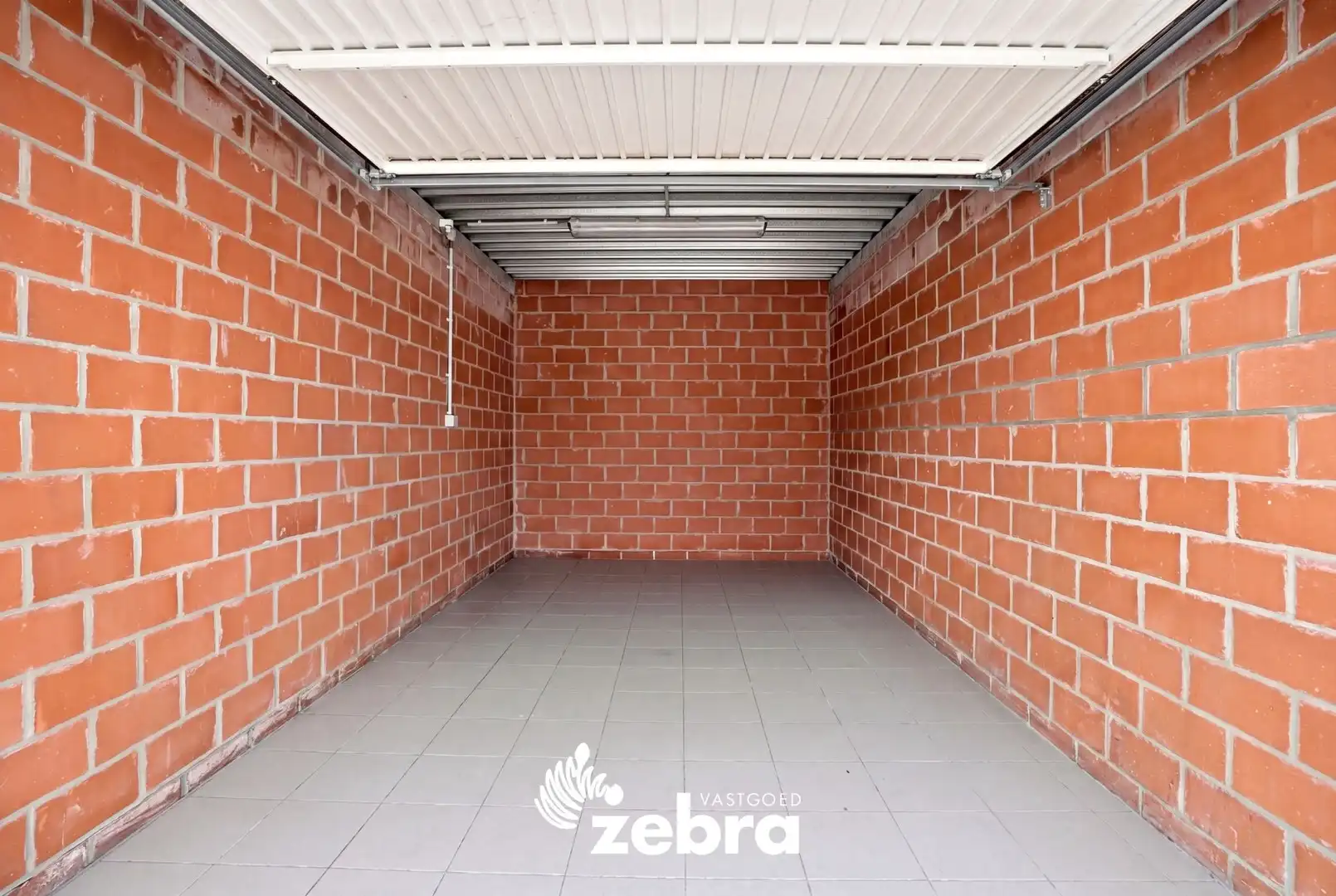 Instapklaar appartement met 2 terrassen nabij centrum Roeselare! foto 15