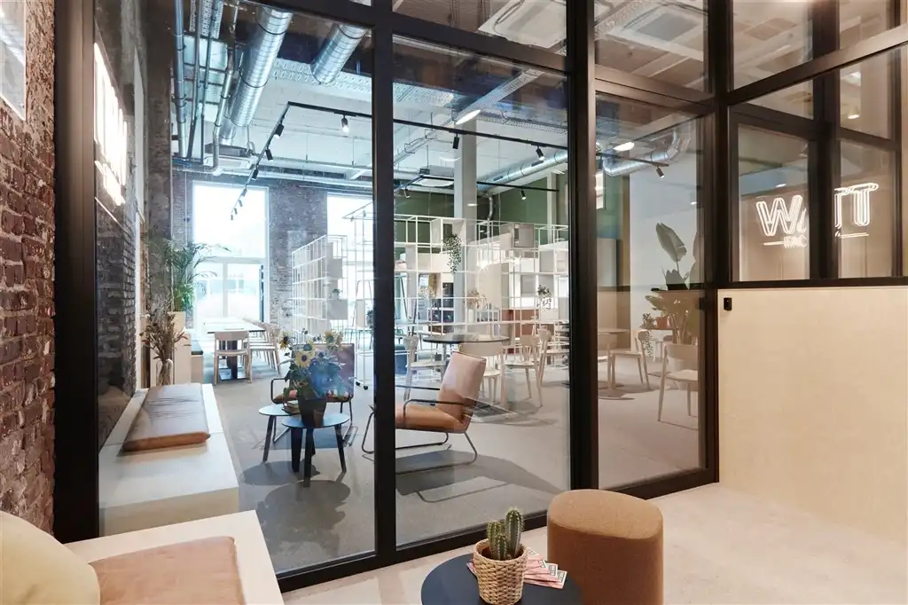BUSINESS CENTER WATT FACTORY foto 5